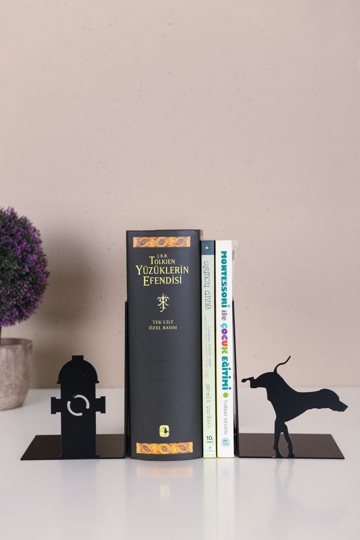 Muyika Design Muyika Francesco Metal Siyah Figürlü Kitap Tutucu Dekoratif Aksesuar Köpek Mkttc