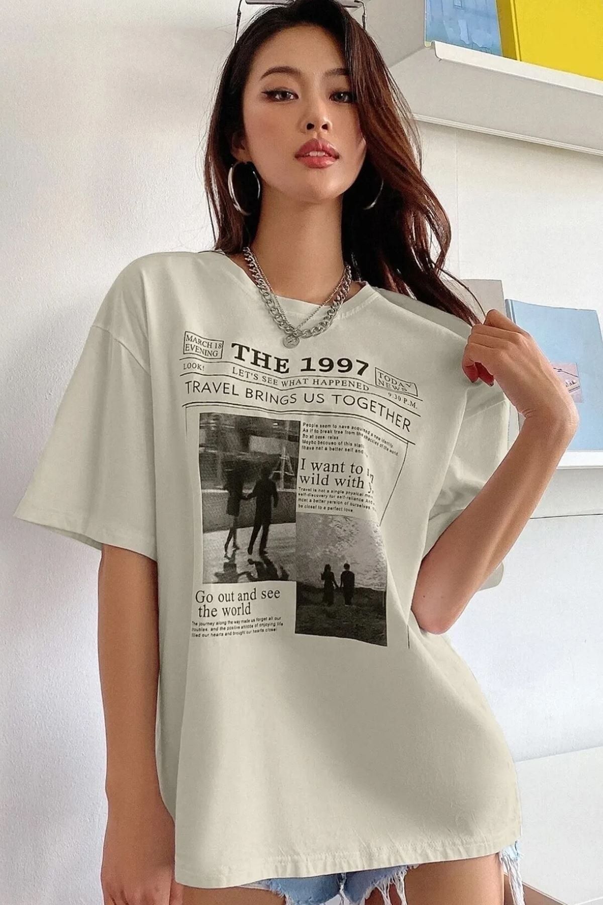 uyguntarz Kadın Bej The 1997 Baskılı Oversize T-shirt