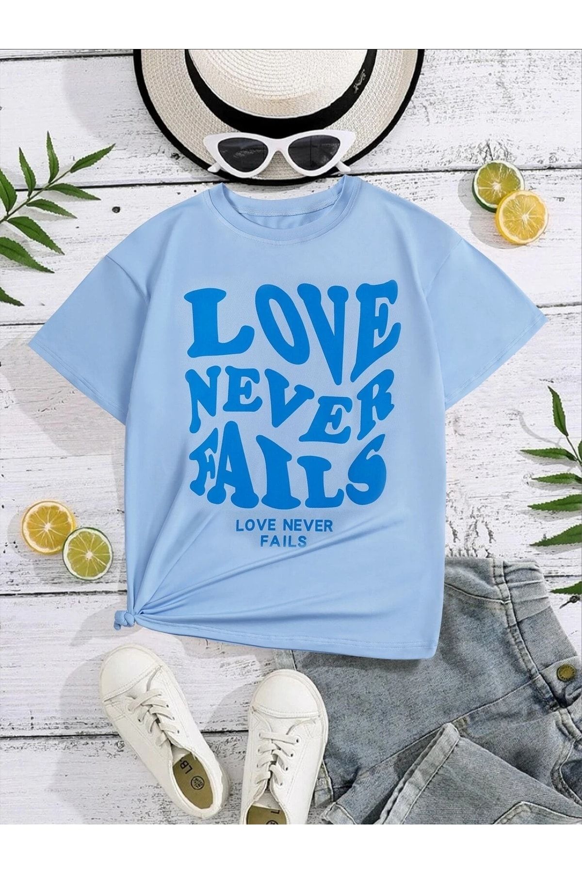 LePold Bisiklet Yaka Love Never Baskılı Kız/erkek Çocuk Tişört