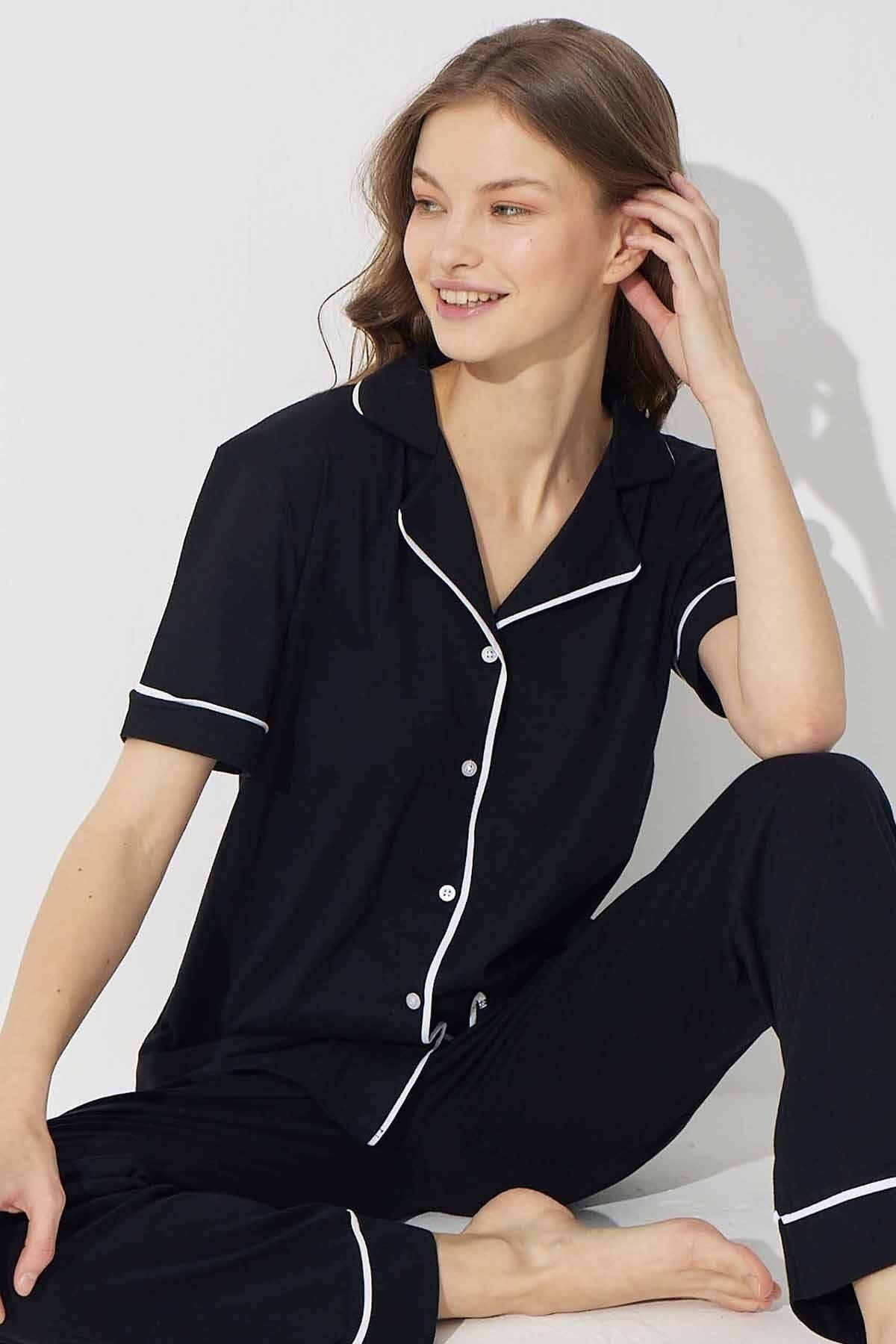 Siyah İnci Kadın Siyah-beyaz Kısa Kollu Pamuklu Düğmeli Biyeli Pijama Takım