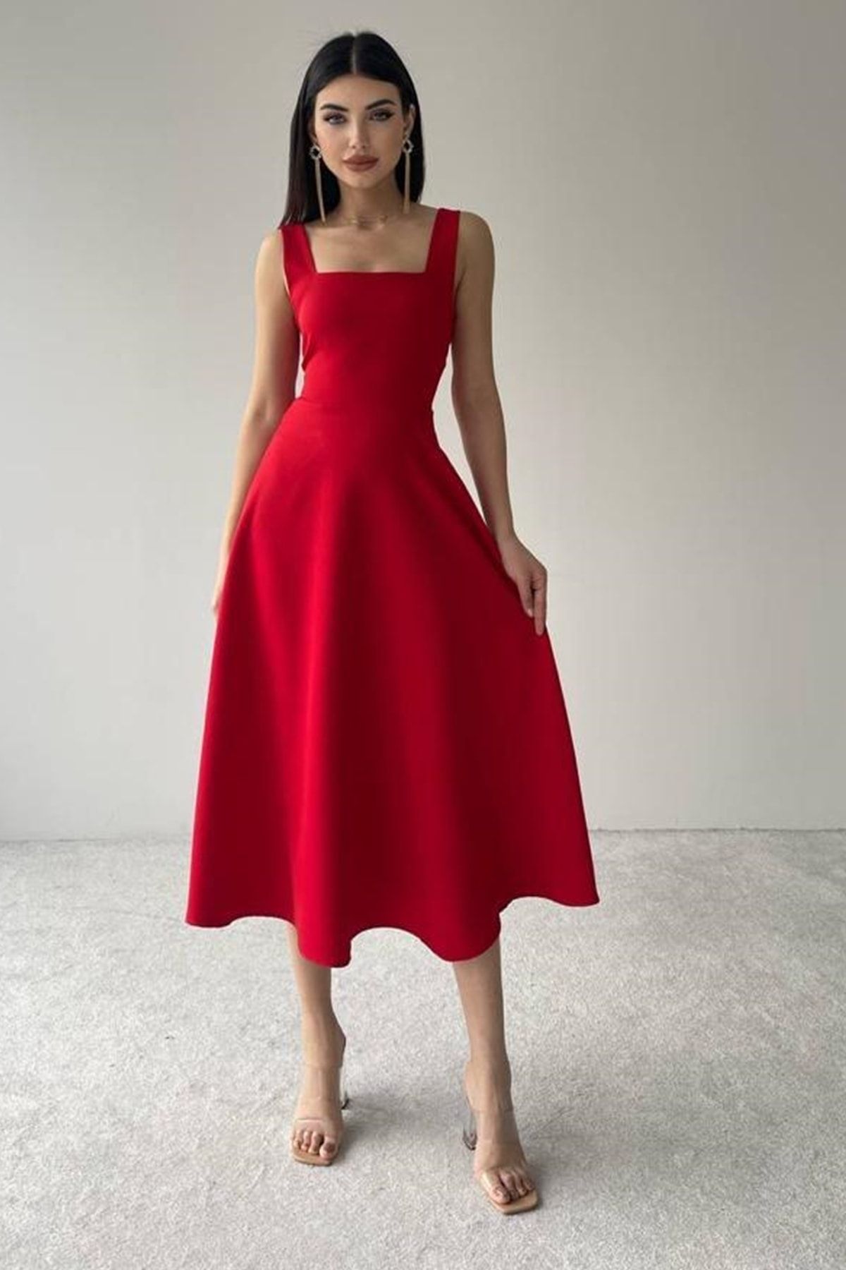 vuvutasarım Kadın Kare Yaka Kalın Askı Tasarımlı Midi Boy Kırmızı Abiye Elbise 151