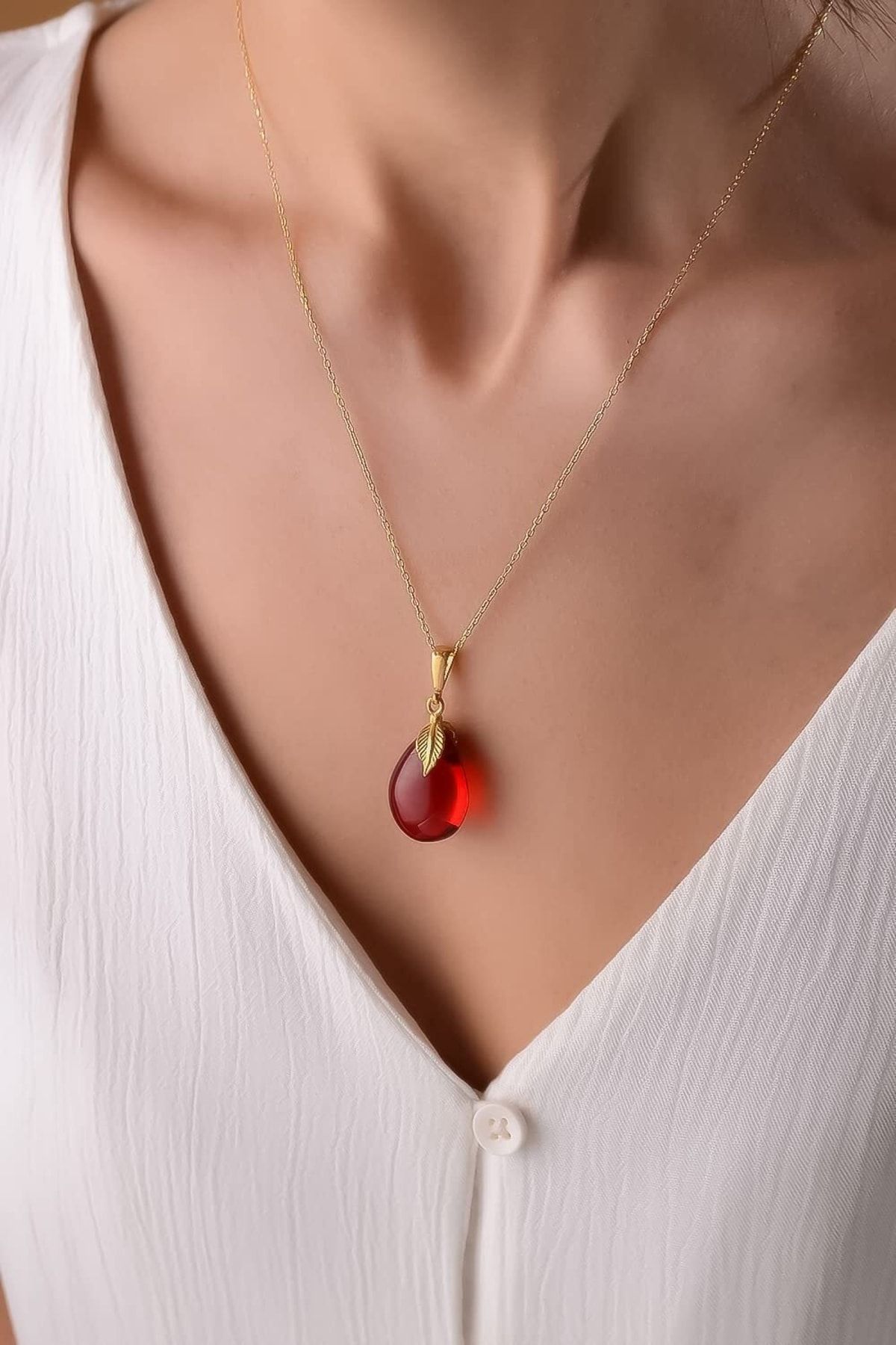Amberistan Yetişkin Kırmızı Kehribar Kolye – Altın Kaplama Gümüş Zincir, Kehribar Mücevher, Kehribar Taşlı Takı