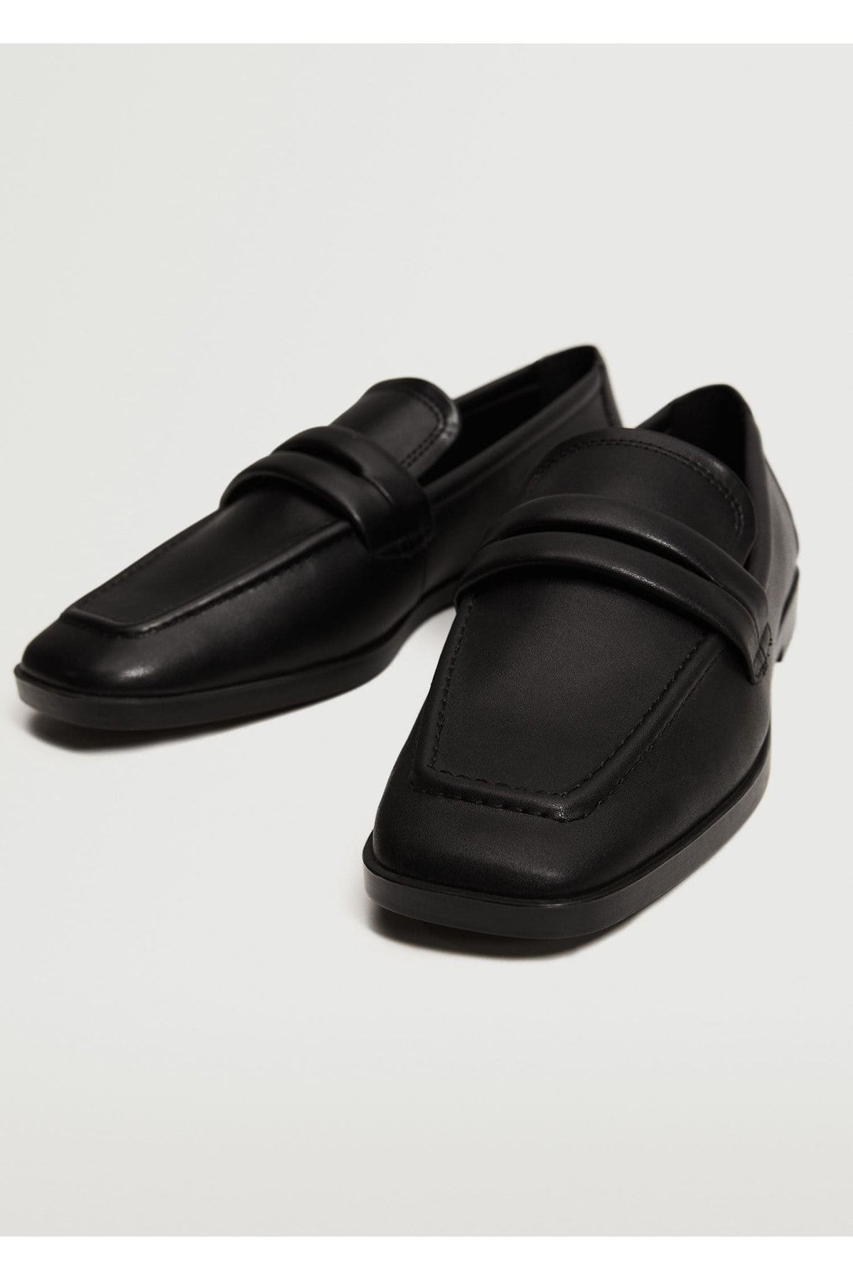 MANGO Siyah Kare Uçlu Loafer Ayakkabı