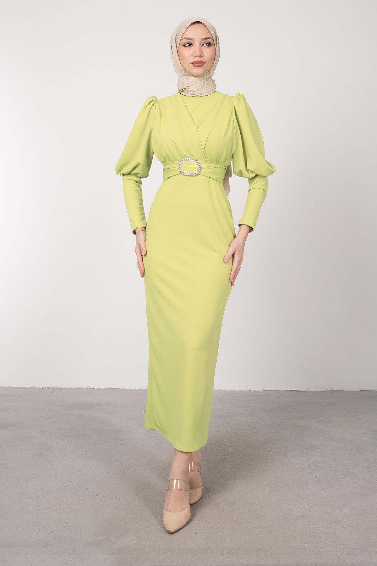 Lamia Giyim Yarım Balon Kol Zincir Motifli Kuşaklı Tesettür Elbise Neon Sarı