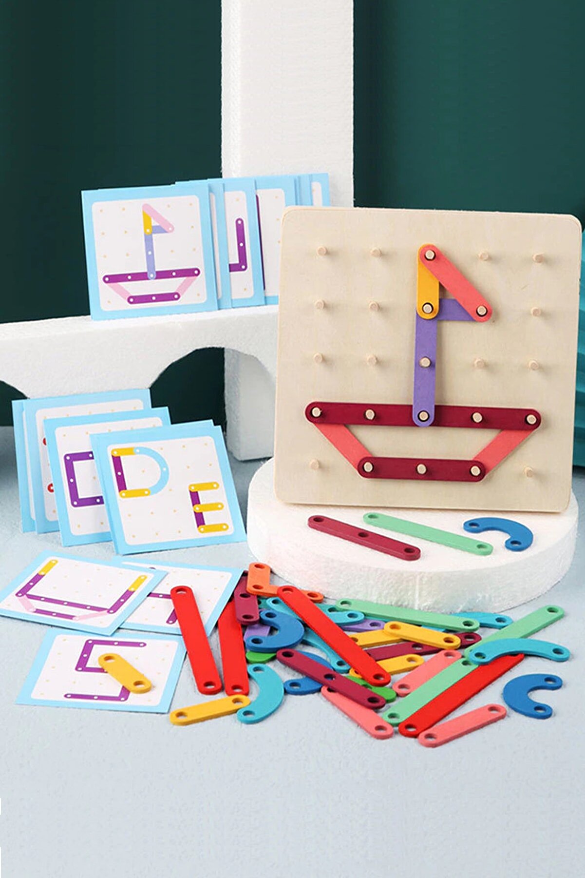 GONCA EĞİTİM Montessori Geometri Tahtası Ahşap Eğitici Oyuncak- 3d Zeka Geliştirici Renkli Ahşap Puzzle Bloklar