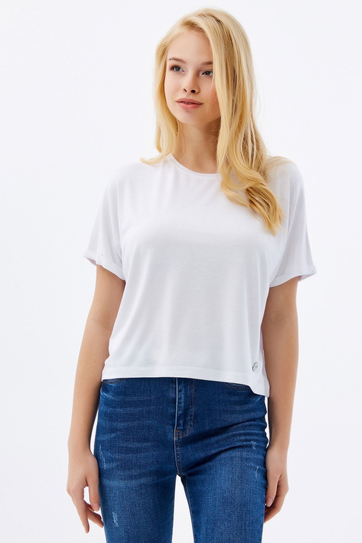 Pattaya Kadın Beyaz Basic Armalı  T-Shirt