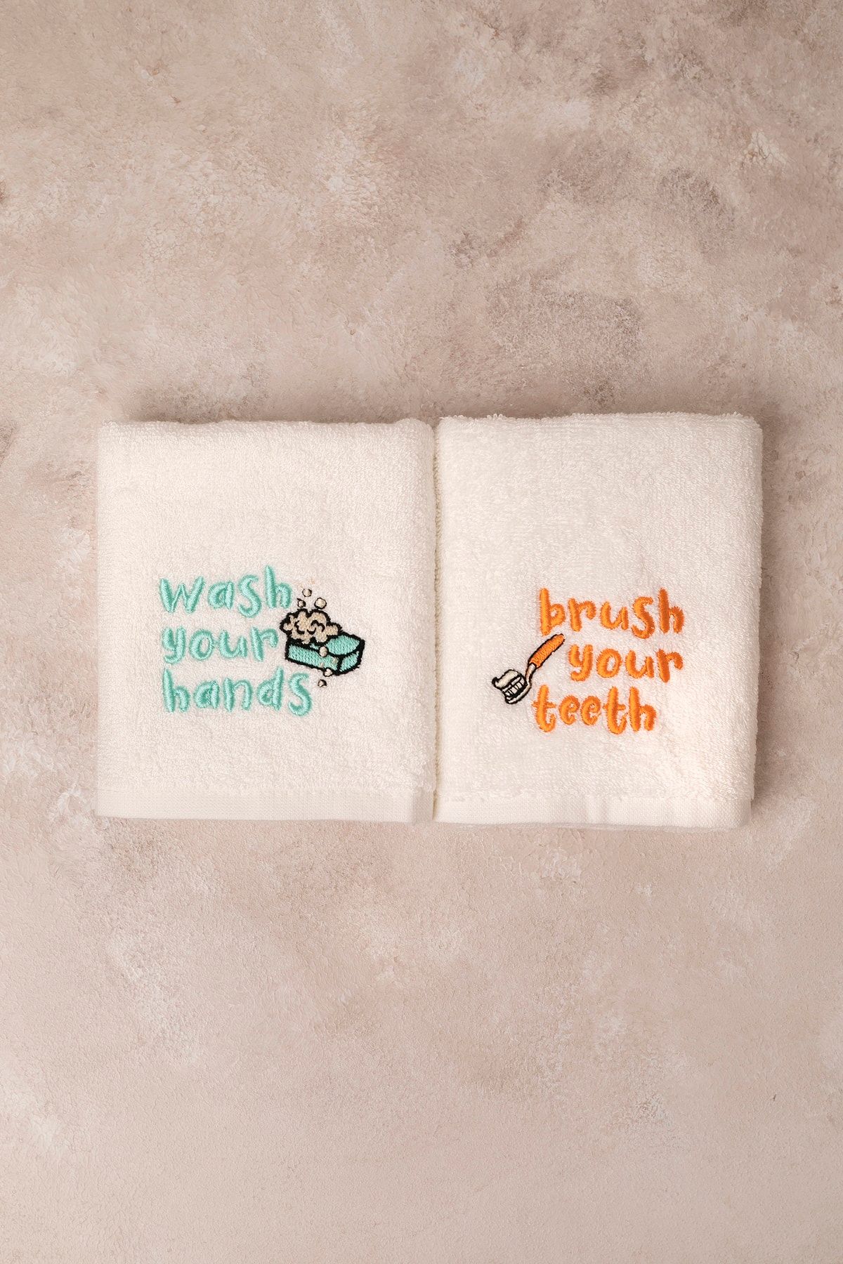 Happy Hands Towel Ikili Sabun Köpüğü - Diş Fırçası Çocuk El Havlusu 30x50 Bambu