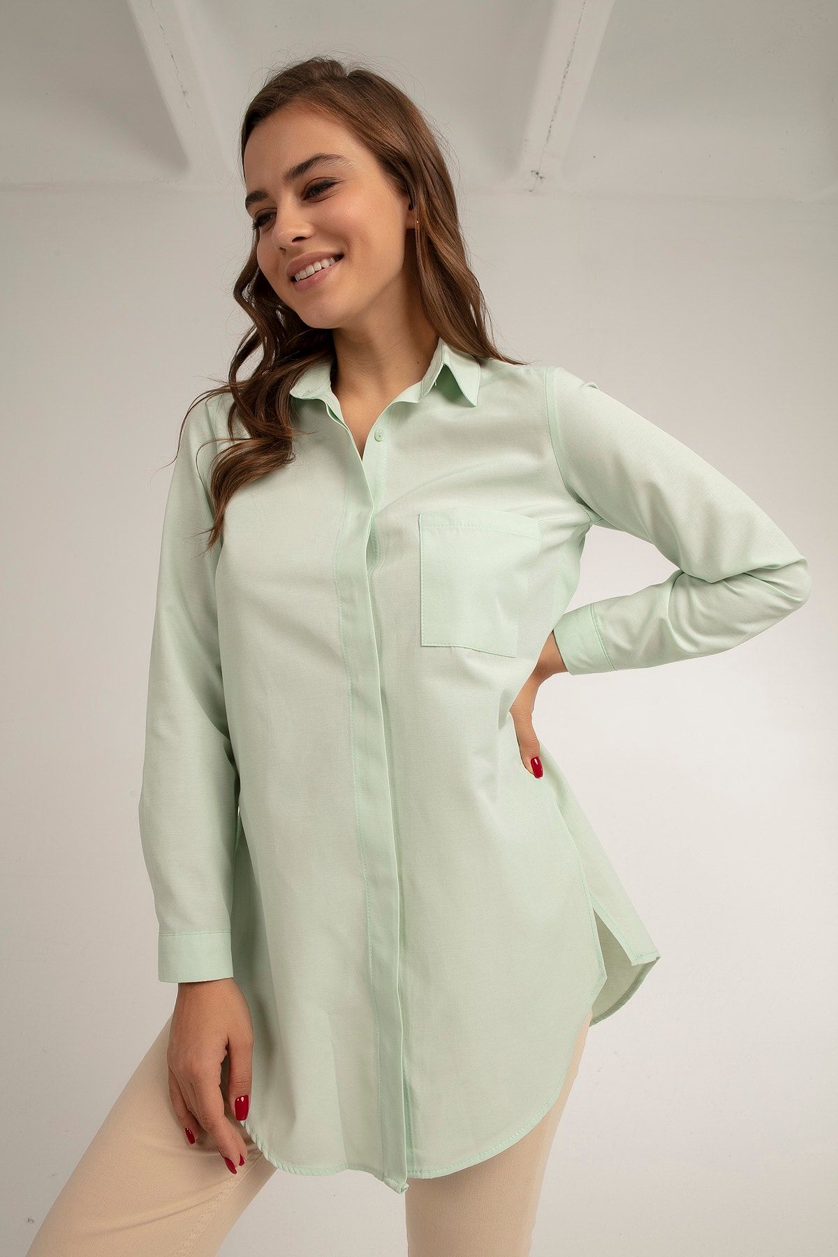 Pattaya Kadın Yırtmaçlı Basic Uzun Kollu Gömlek P21s110-9783