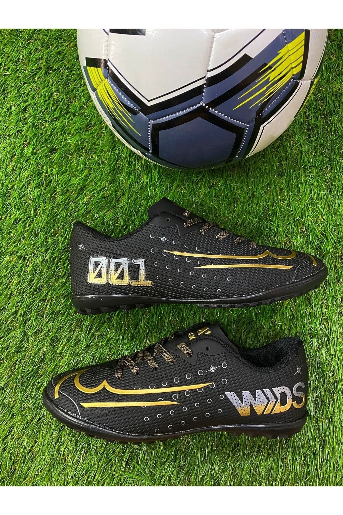 Walked Yusufshoes Çivisiz Mds001 Siyah Altın Halı Saha Futbol Ayakkabısı