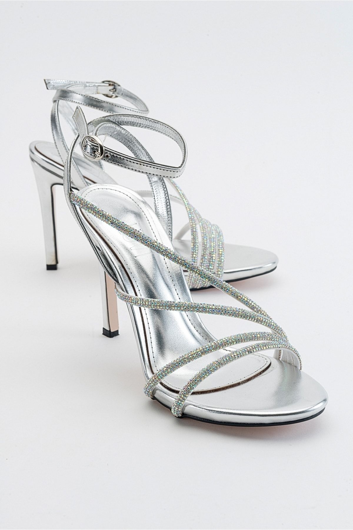 luvishoes Leedy Gümüş Kadın Topuklu Ayakkabı