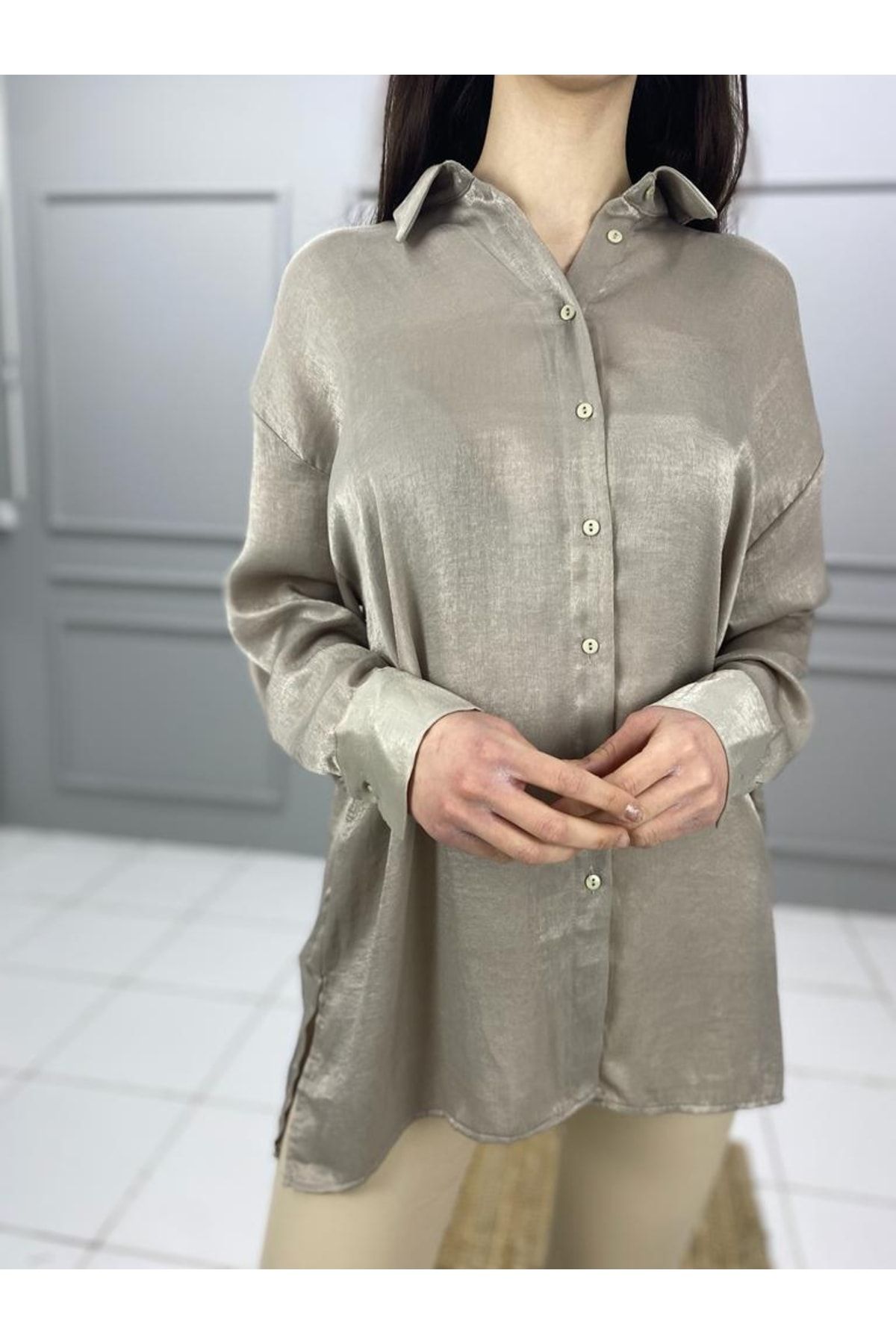 ADALYA BUTİK Kadın Gümüş Rengi Saten Gömlek