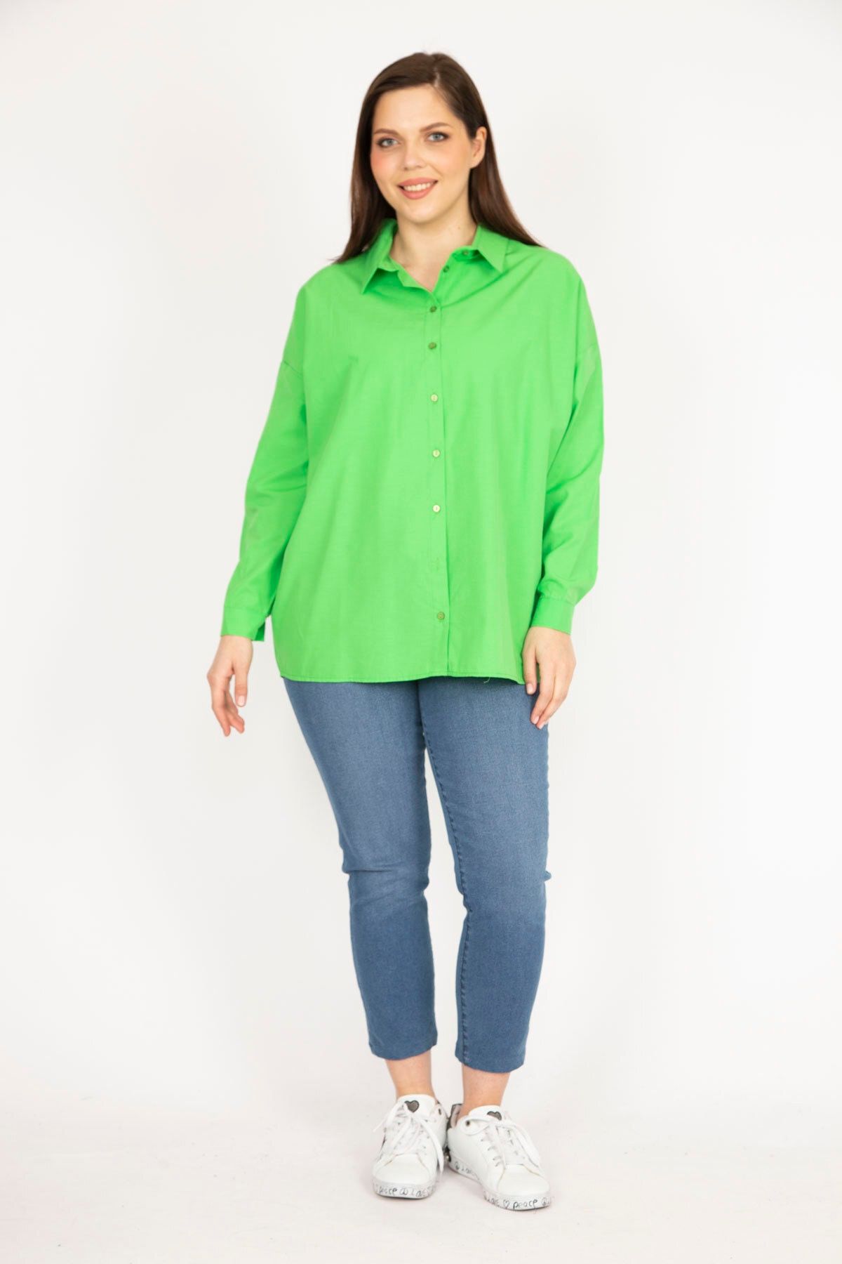 Şans Kadın Yeşil Büyük Beden Ön Düğmeli Sırt Detaylı Gömlek 65n36142