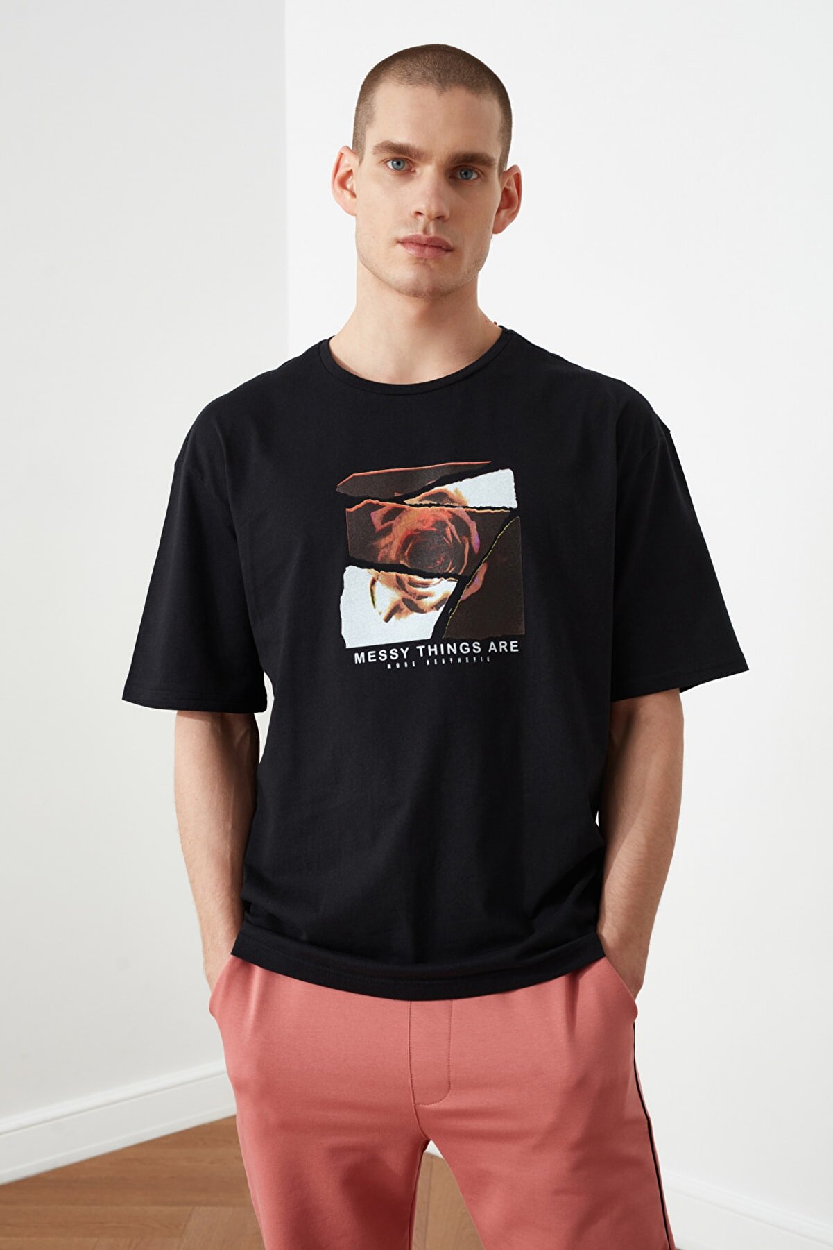 TRENDYOL MAN Siyah Erkek T-Shirt TMNSS21TS2123