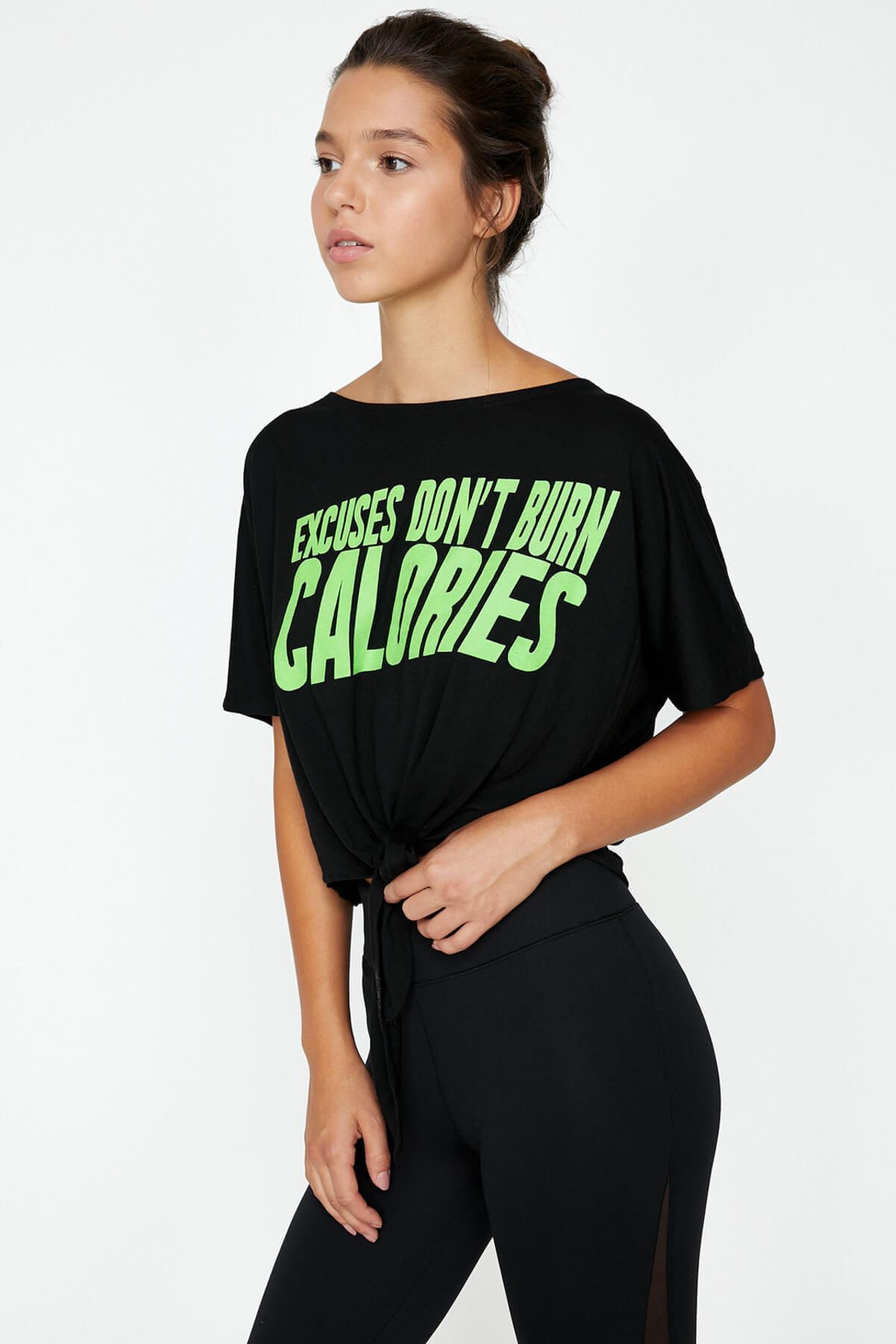 Koton Kadın Siyah Yazılı Baskılı T-Shirt 9YAK12968YK