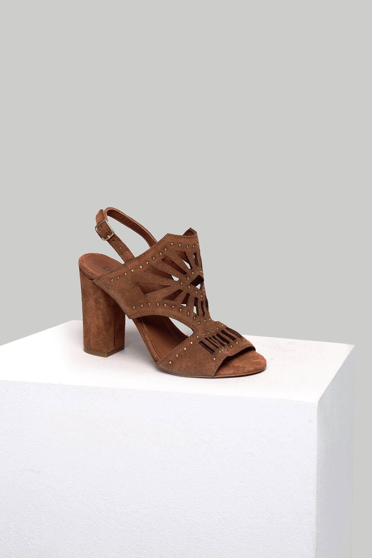 Derimod Hakiki Deri Findik Kadın Klasik Topuklu Ayakkabı