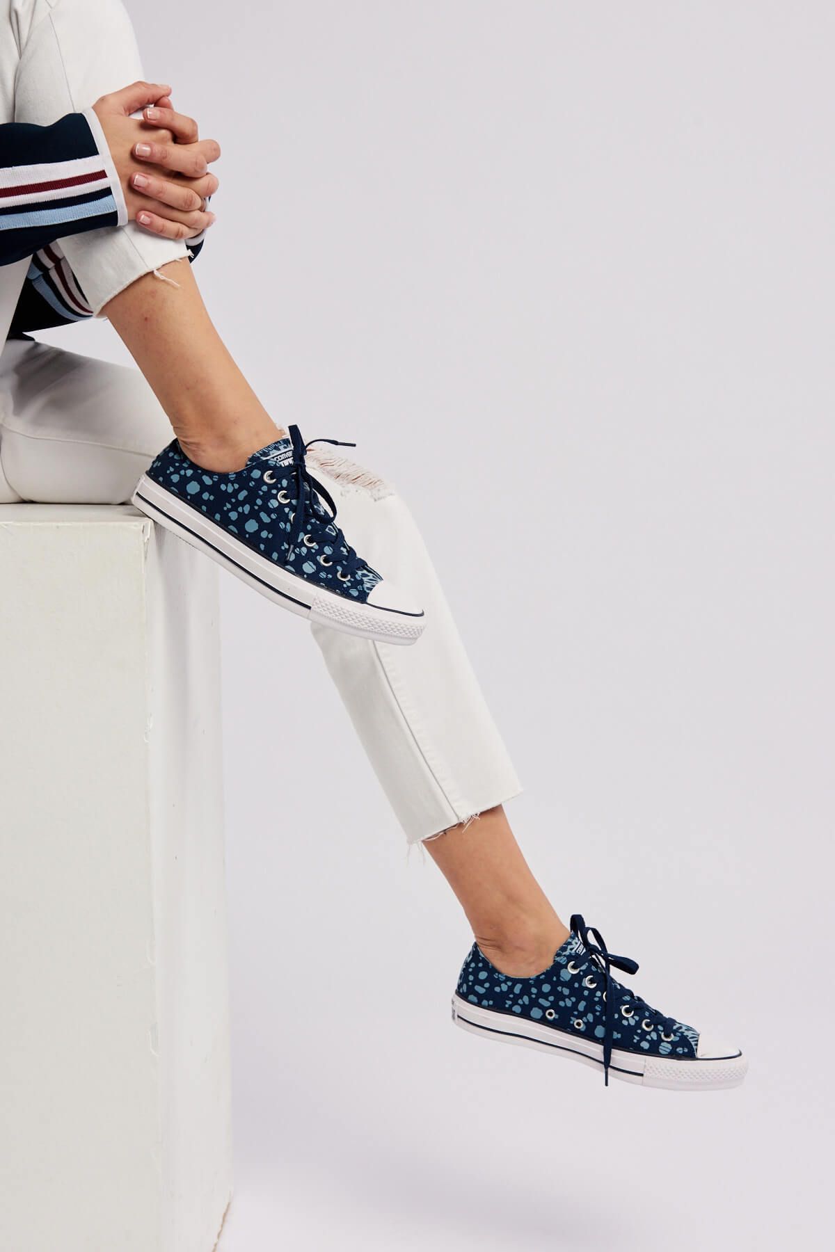 Converse Kadın Mavi Baskılı Sneaker 549680C