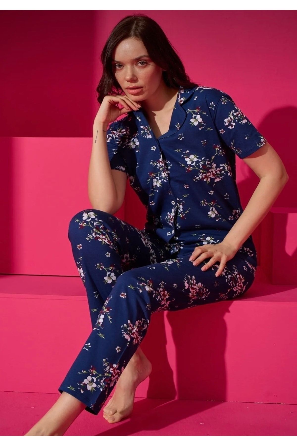 Sude Kadın Kısa Kollu Düğmeli Pamuk Pijama Takımı