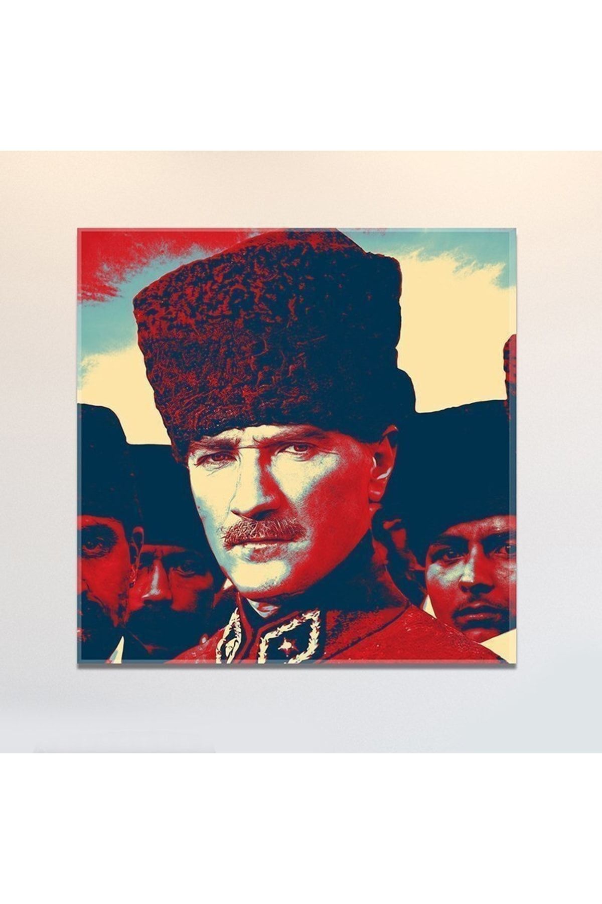 PabloFi Gazi Mustafa Kemal Atatürk Kalpaklı Efektli Kanvas Tablo