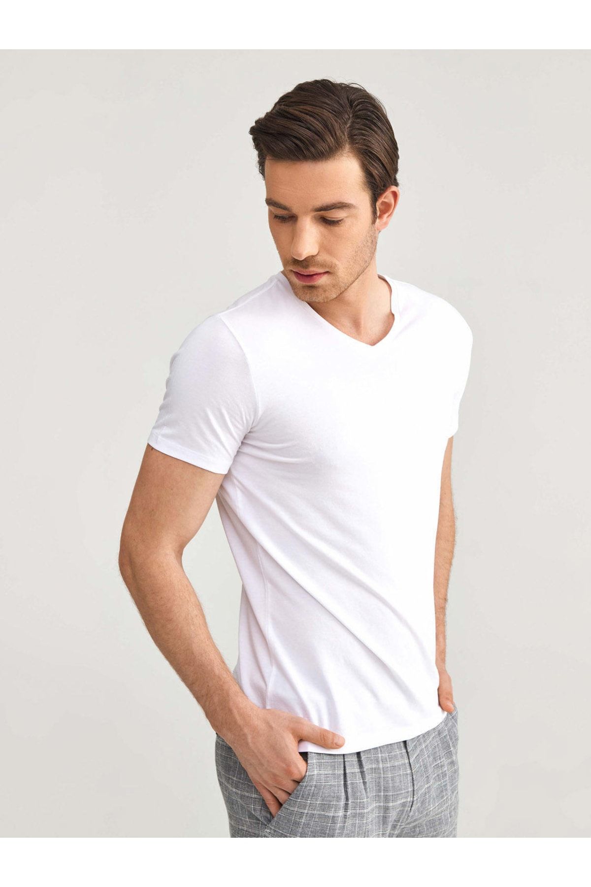 Xint V Yaka Modal Slim Fit Basic Tişört