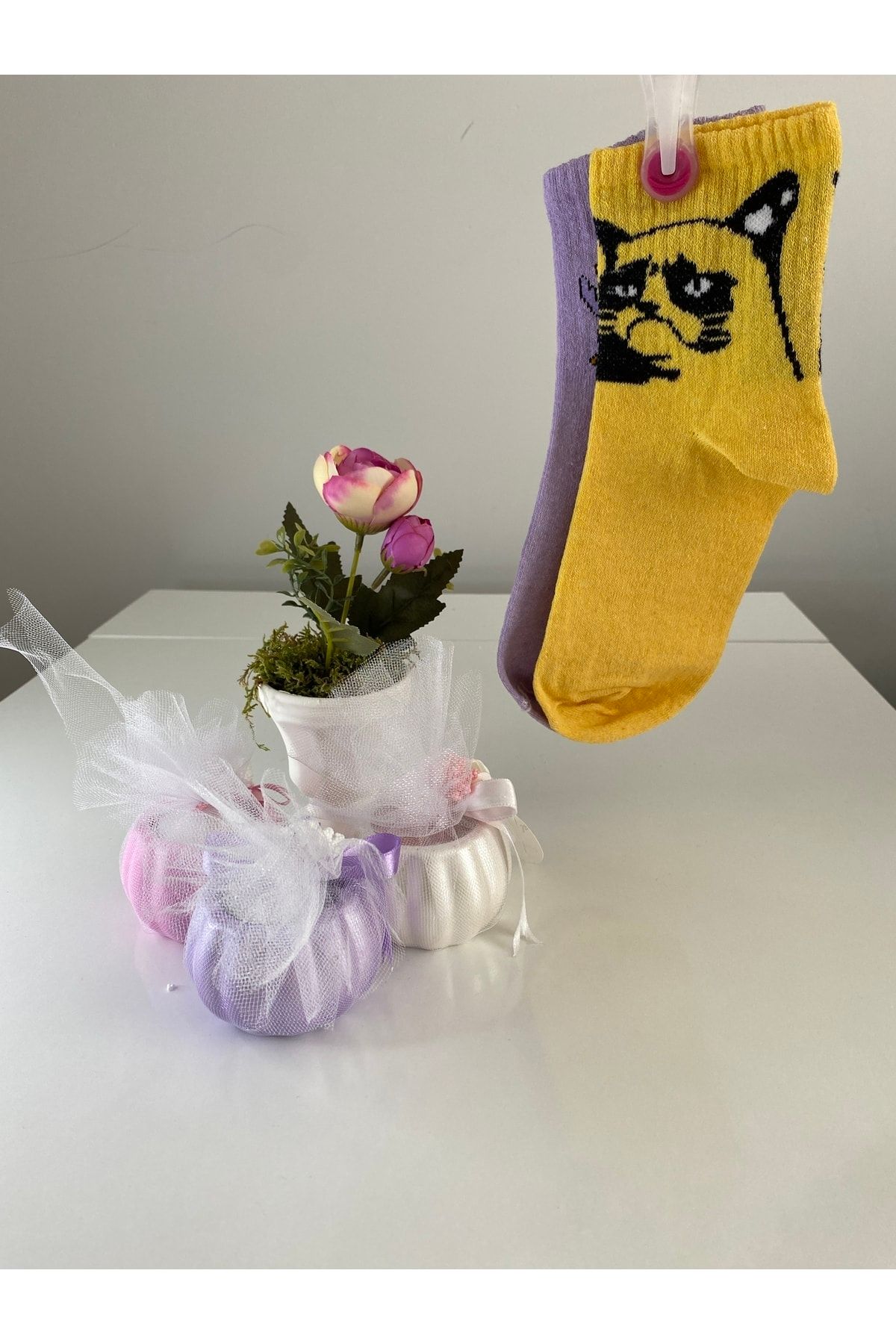 YHES 2'li Sarı Kedi Ve Mor Penguen Desenli Unisex Kolej Çorap