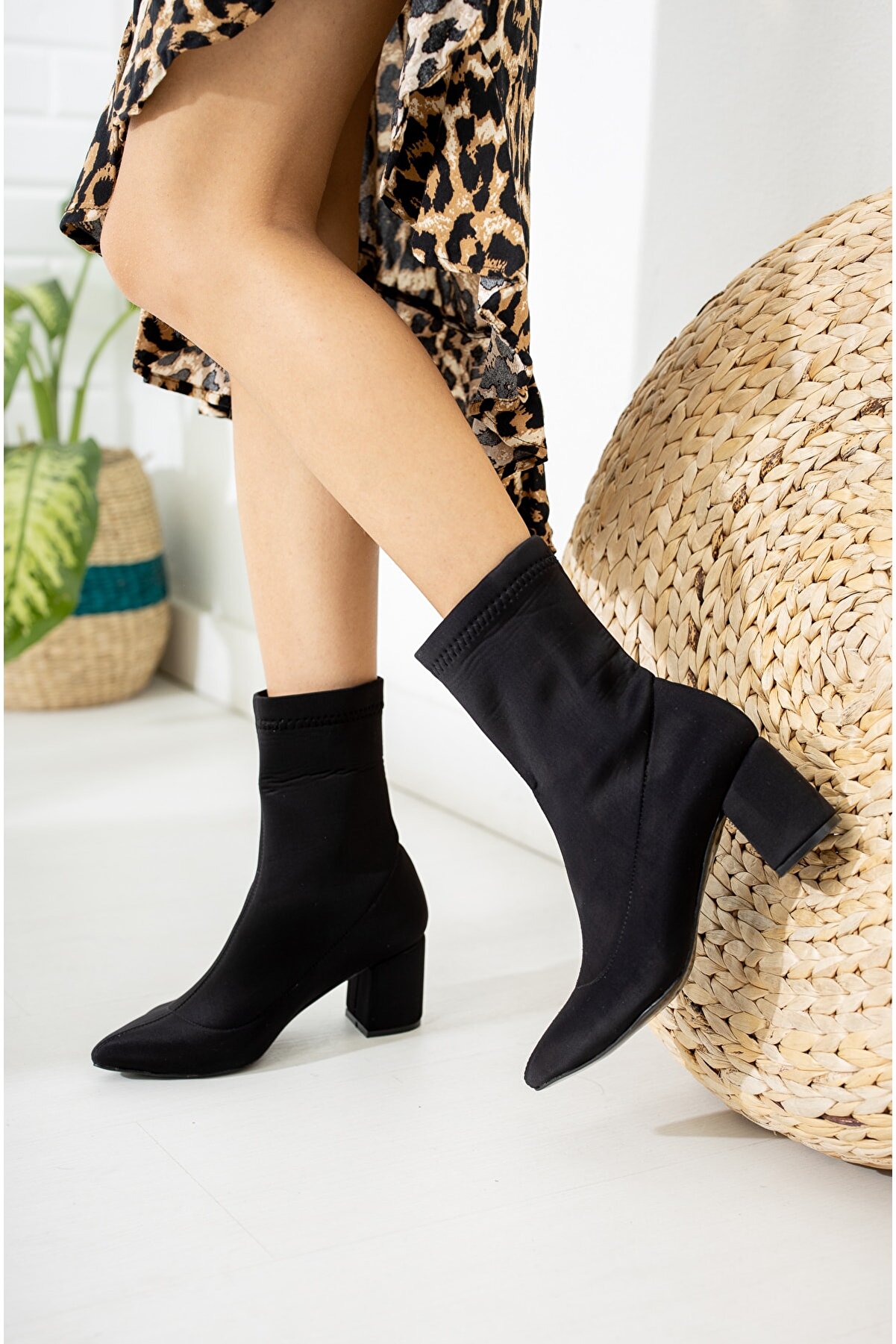 Genel Markalar Siyah Kadın Dalgıç Çorap Bot Kalın Topuklu