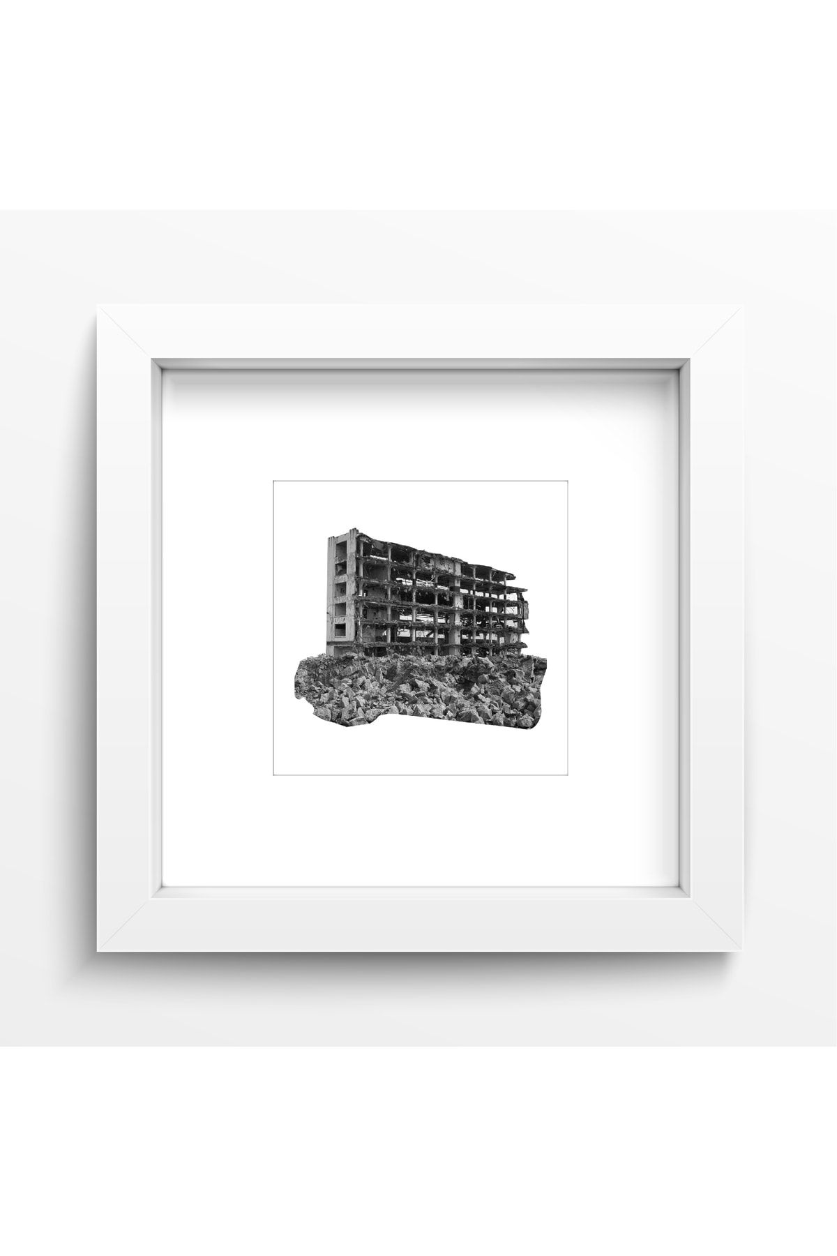 Artoloji Dilara Arkan - Ruin - 2019 - Dijital Baskı - 13x13 Cm (çerçeveli+paspartulu 25x25 cm)