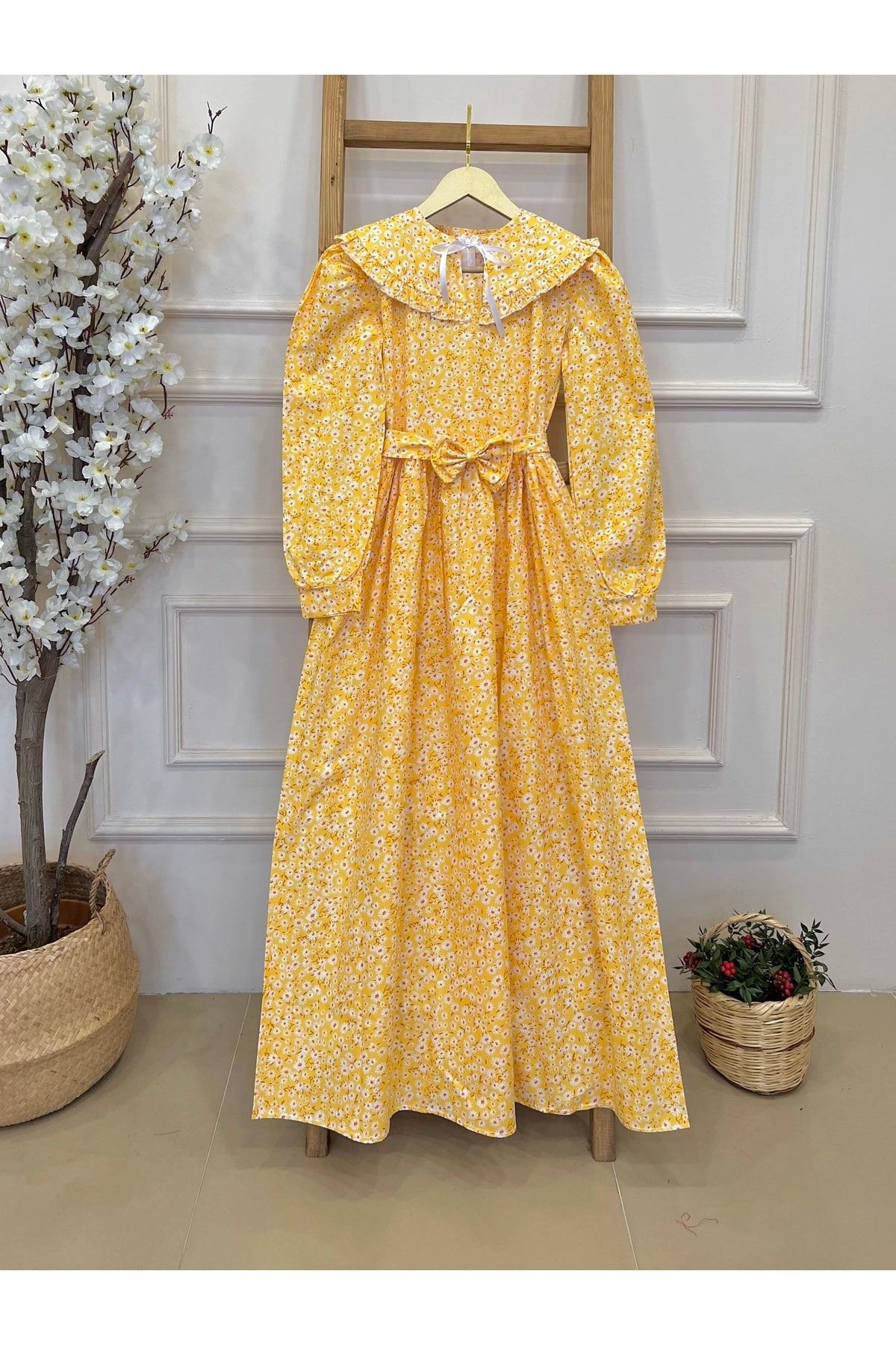 KÜÇÜĞÜM BUTİK Tesettür Seyyar Yakalı Sarı Papatyalı Poplin Elbise
