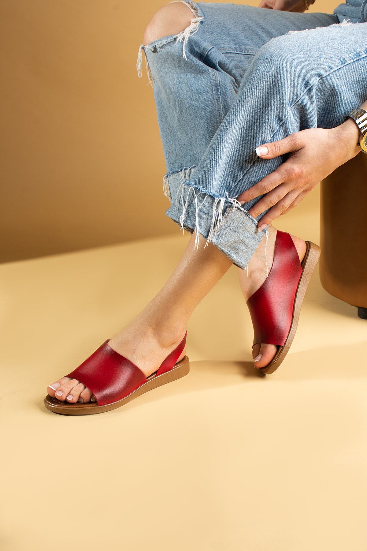 Pembe Potin Kadın Kırmızı Rahat Poli Taban Günlük Yazlık Bodrum Stil Sandalet