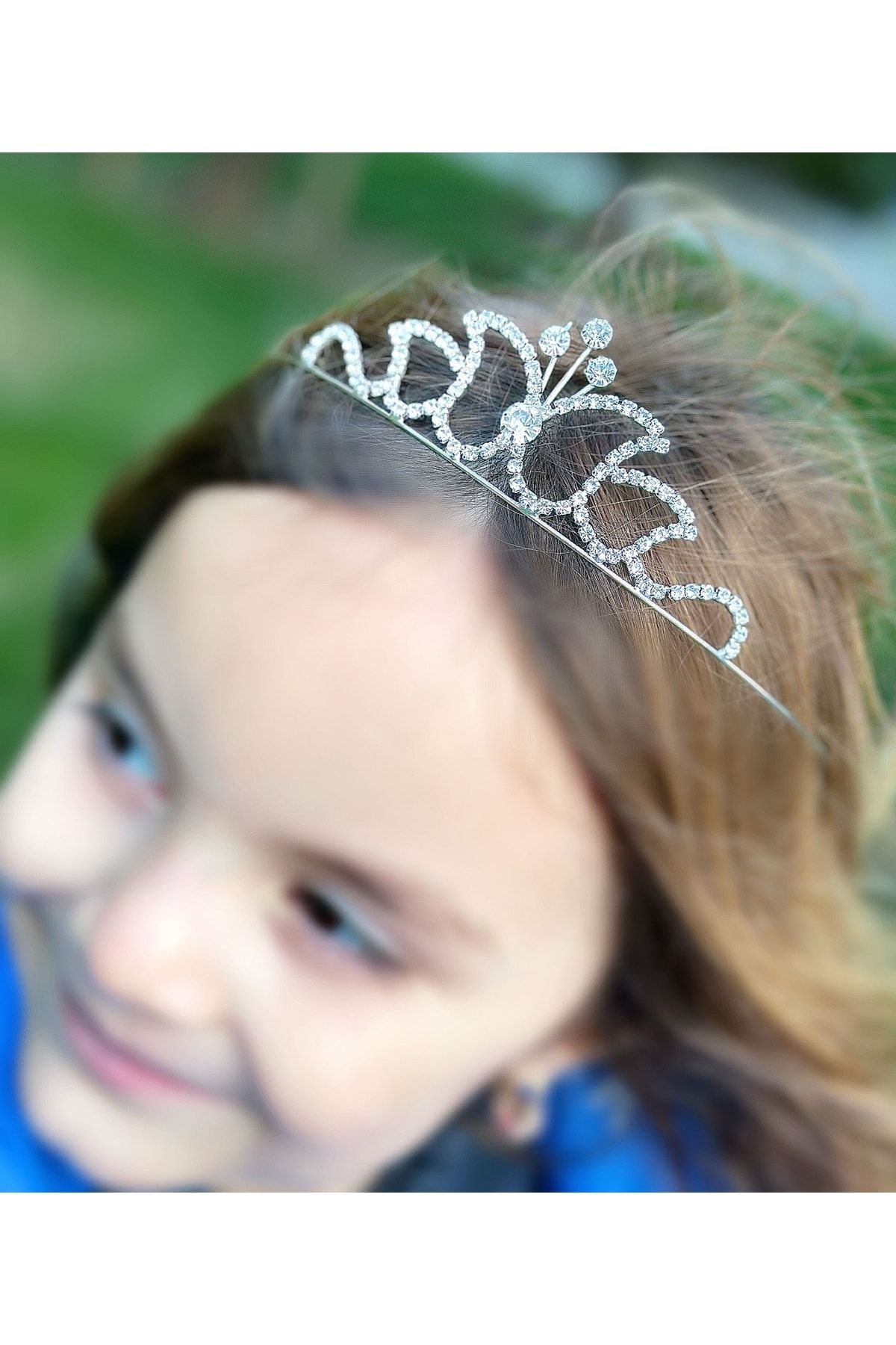 QUEEN AKSESUAR Metal Gümüş Kristal Motifli Taşlı Prenses Kraliçe Gelin Doğum Günü Tacı Kelebek Çocuk Taç No7