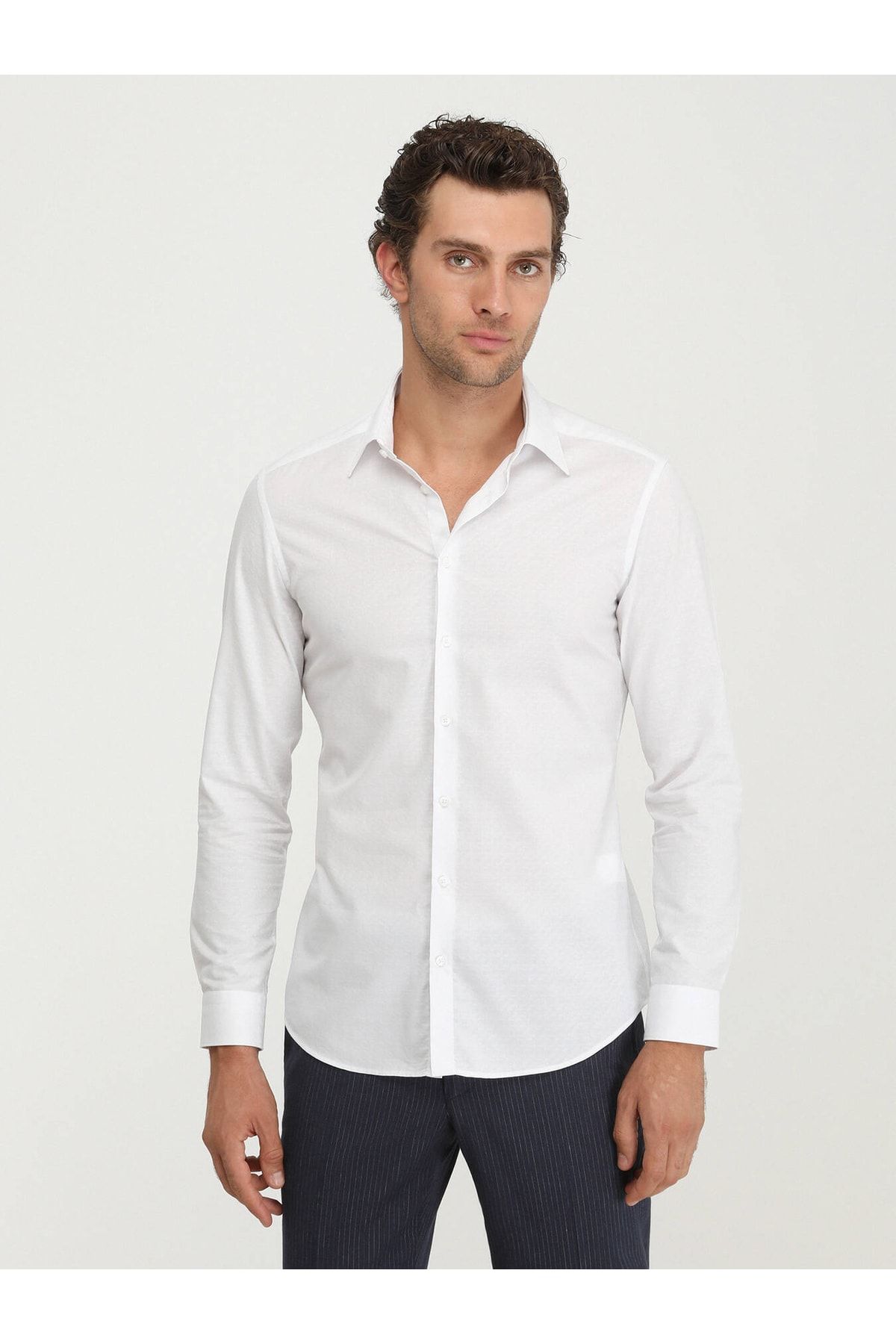 Kip Beyaz Düz Slim Fit Dokuma Klasik %100 Pamuk Gömlek
