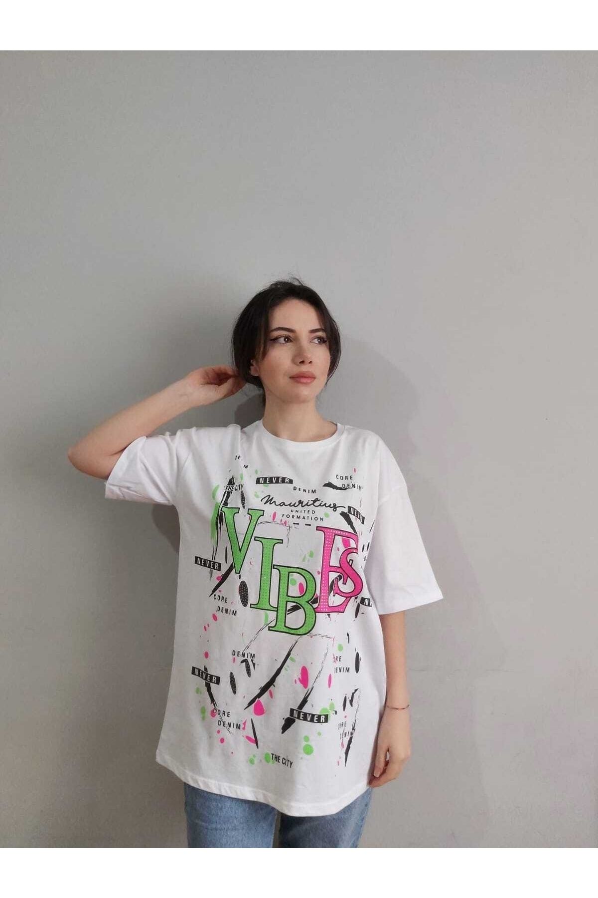 Yerli Kadın Vıbes Baskılı T-shirt Yeni Season Taşlı