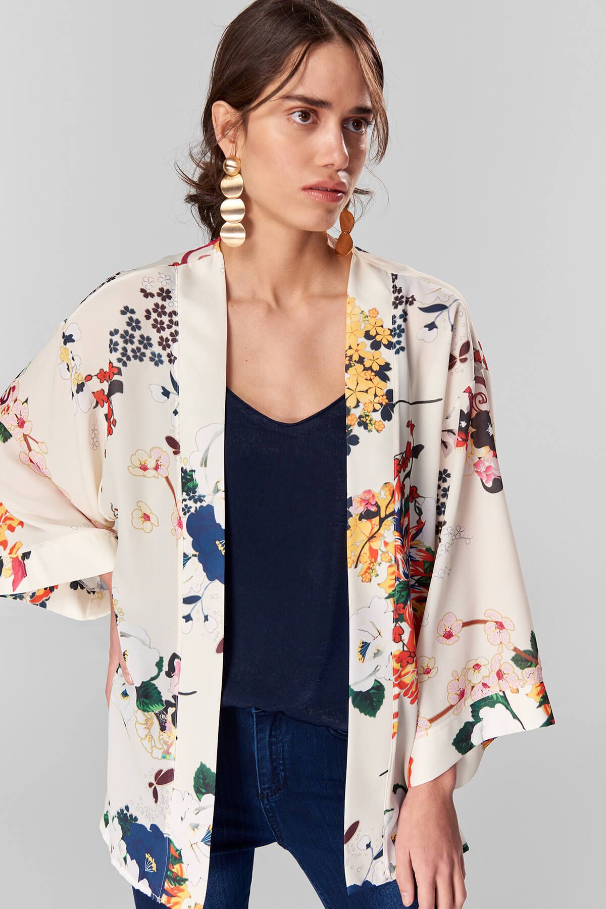 TRENDYOLMİLLA Çok Renkli Desenli Kimono Ceket TOFSS18EK0059