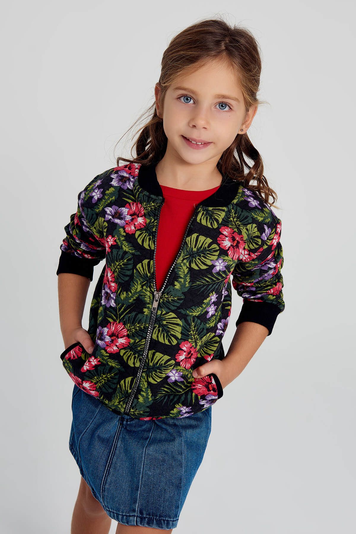TRENDYOLKIDS Çok Renkli Çiçekli Kız Çocuk  Sweatshirt TKDAW18BX0155