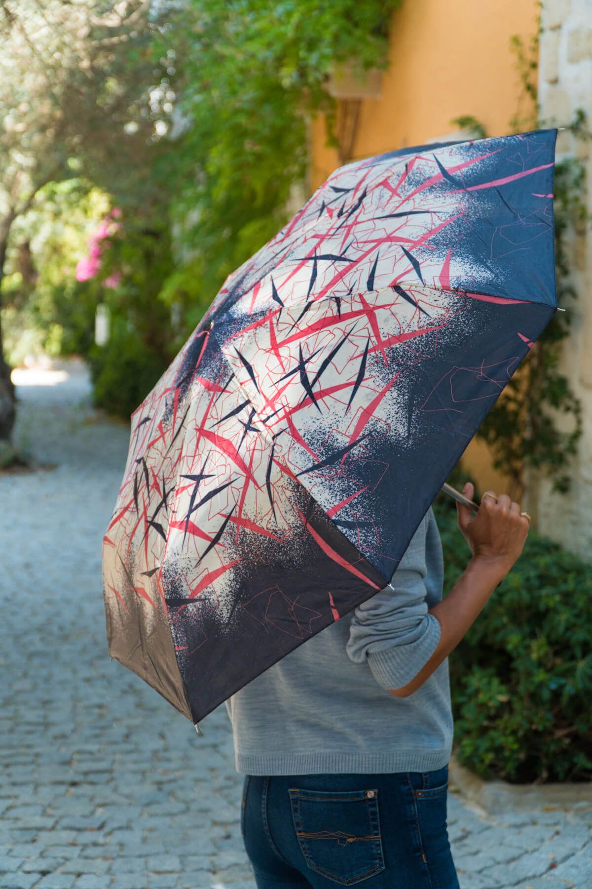 Trend Alaçatı Stili Kadın Gri Desenli Şemsiye ALC-6077