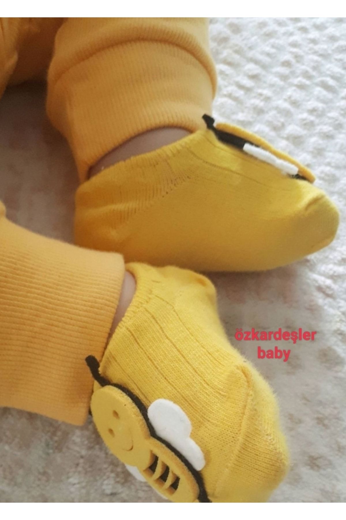 ÖZKARDEŞLER BABY Bebek Babet Çorap Keçe Fükürlü Arı