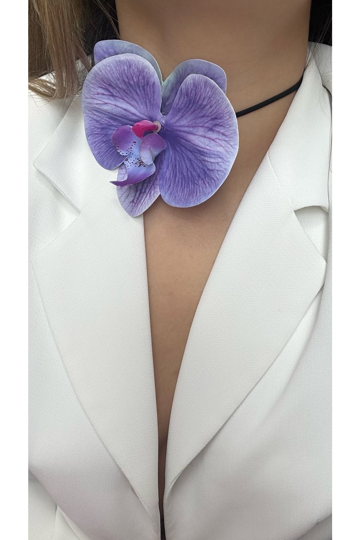 Âlâ Atelier Bağcıklı Kumaş Orkide Çiçek Choker Kolye Gül Kolye