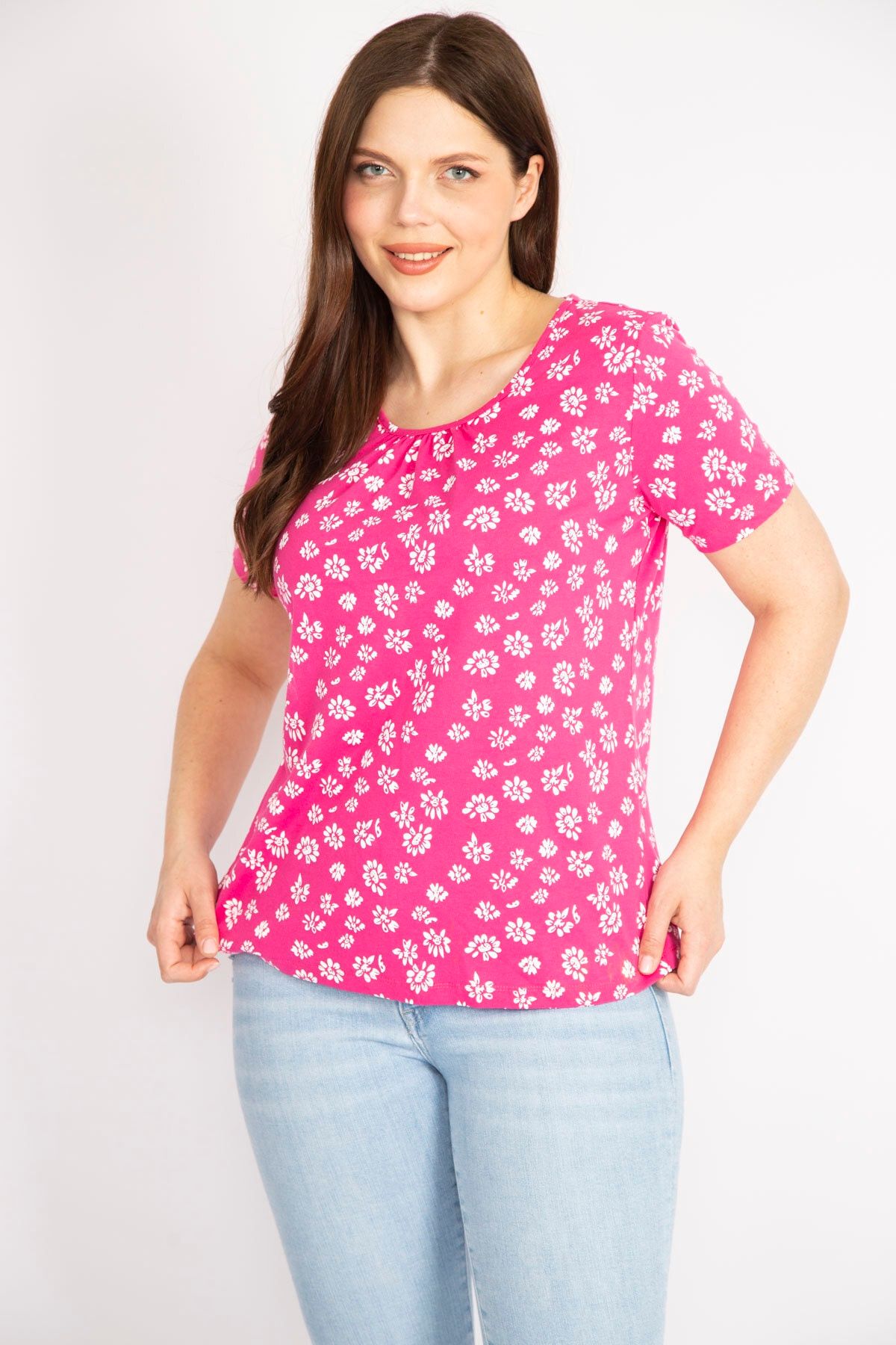 Şans Kadın Fujya Büyük Beden Pamuklu Kumaş Çiçek Desenli Bluz 65n36083