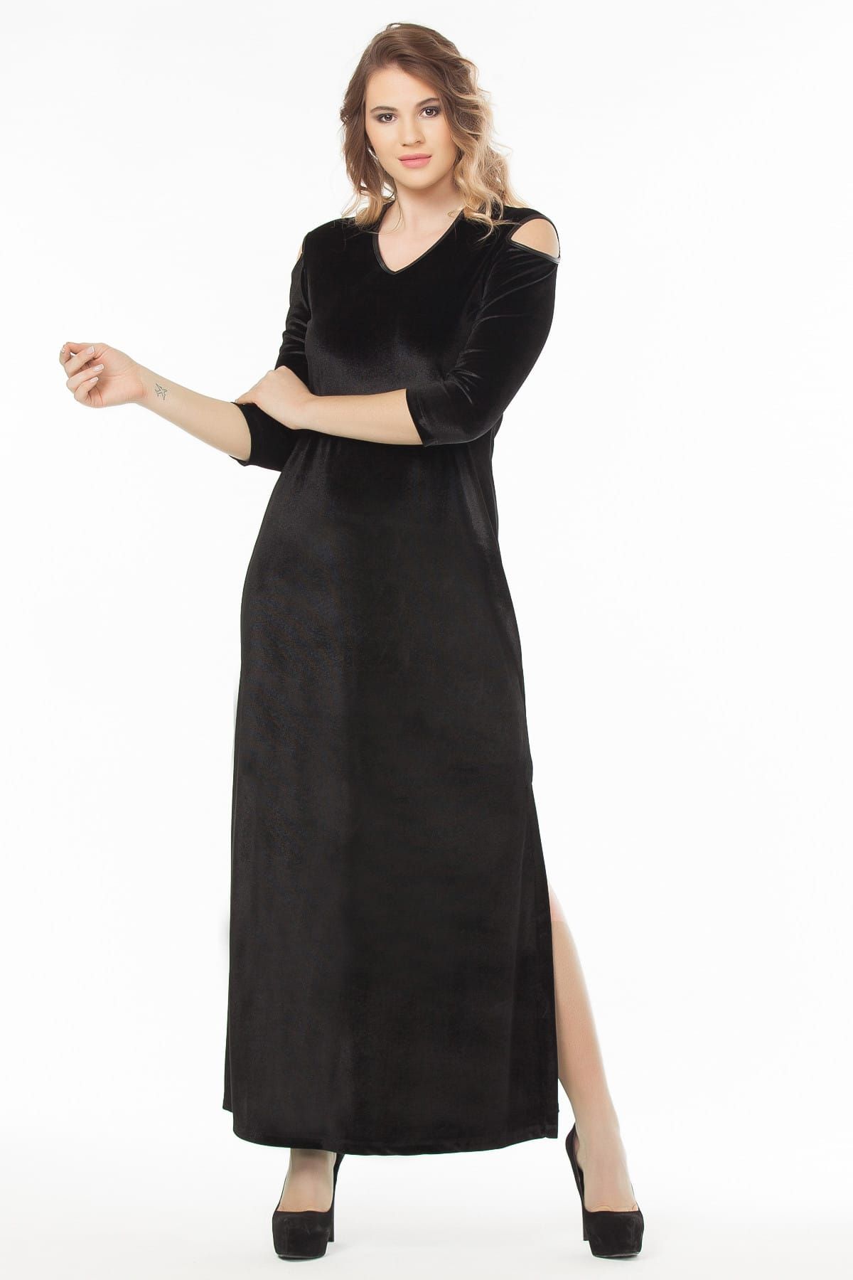 Laranor Kadın Siyah Omuz Ve Yırtmaç Detaylı Kadife Elbise 19LB9123