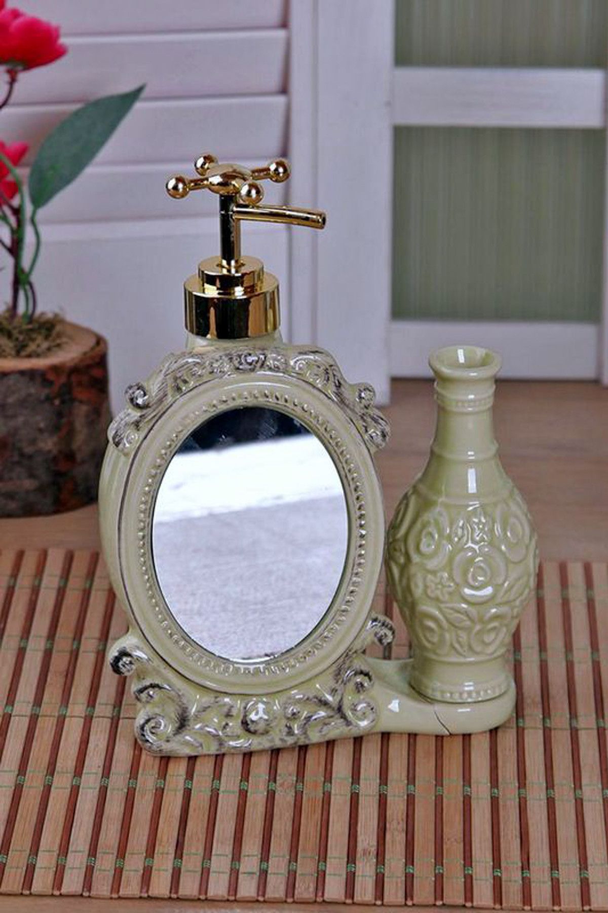 Pazarika Dekoratif Aynalı Sıvı Sabunluk - Yeşil 153.LVN.54290-G