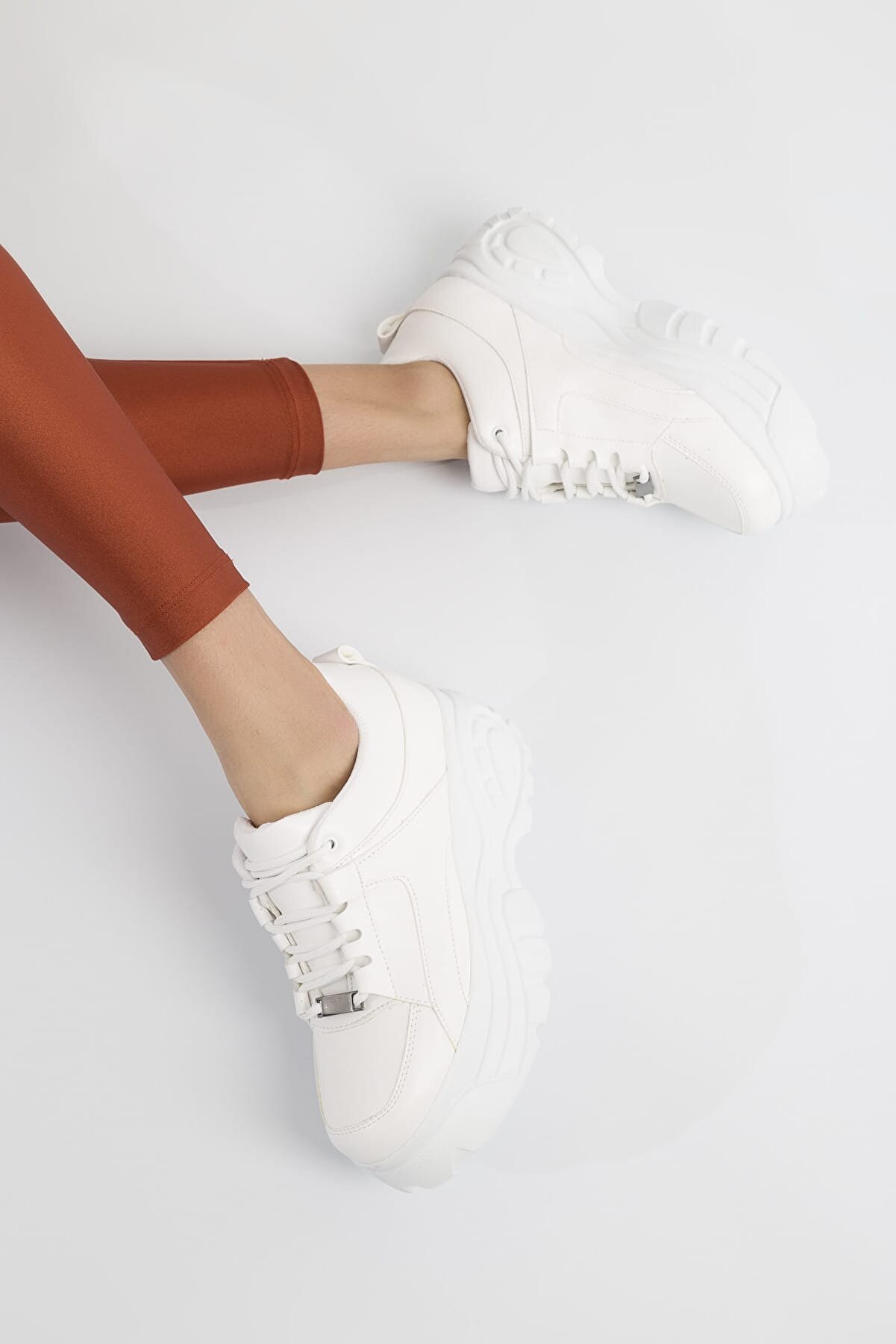 SOHO Beyaz Kadın Sneaker 12379