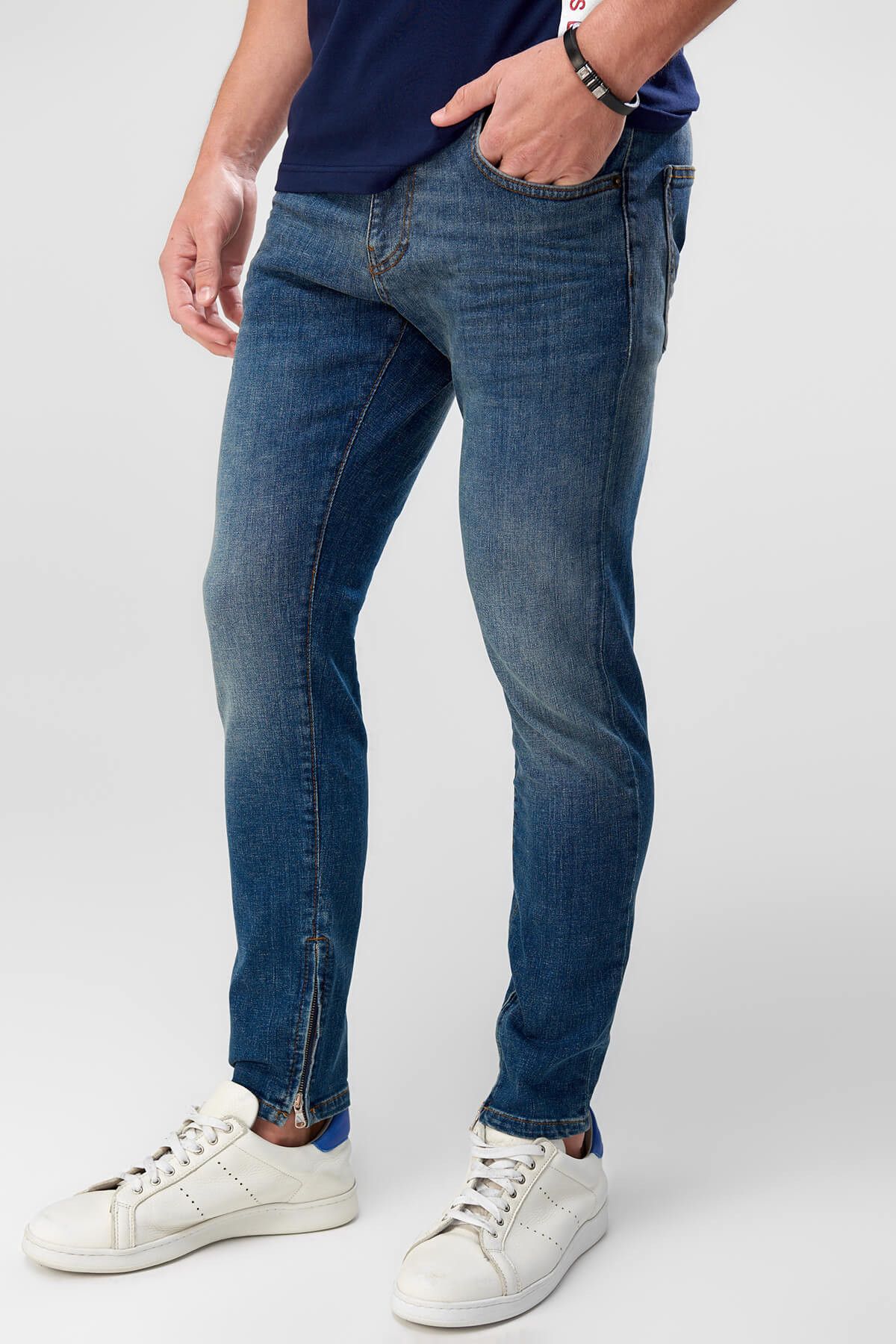 TRENDYOL MAN Denim Lab Indigo Erkek Jean - Paçası Fermuarlı Slim Fit Esnek Kumaş Denim Pantolon