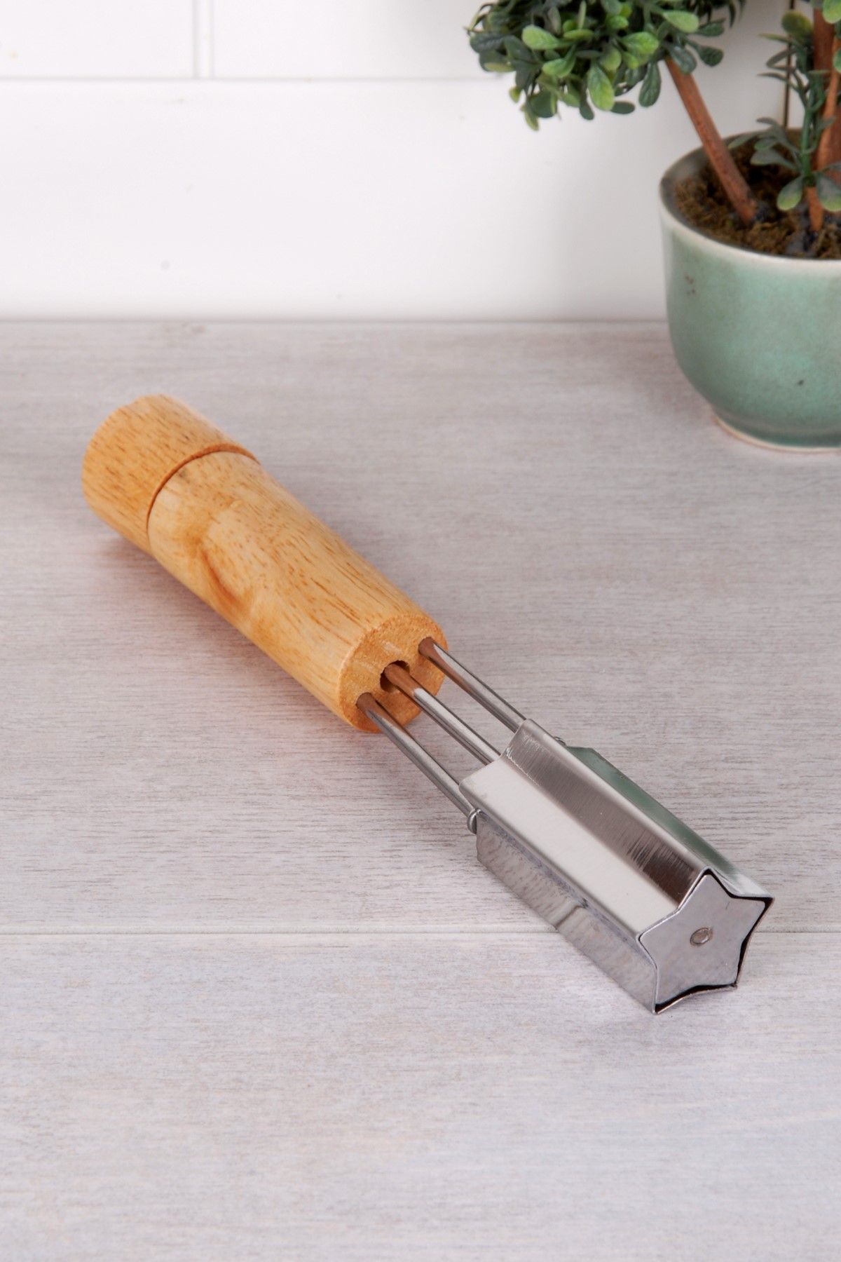 La Vita Buone Bambu Çelik Yıldız Şeklinde Peynir Bıçağı