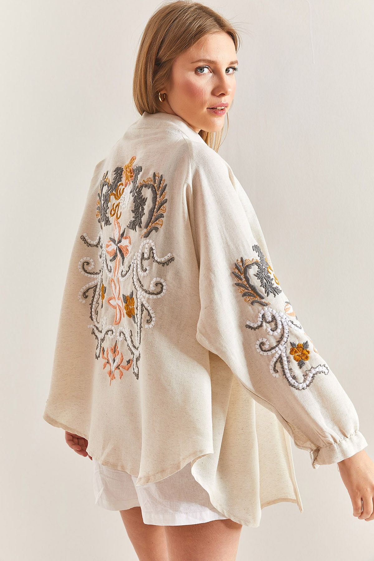 Bianco Lucci Kadın Nakışlı Keten Kimono