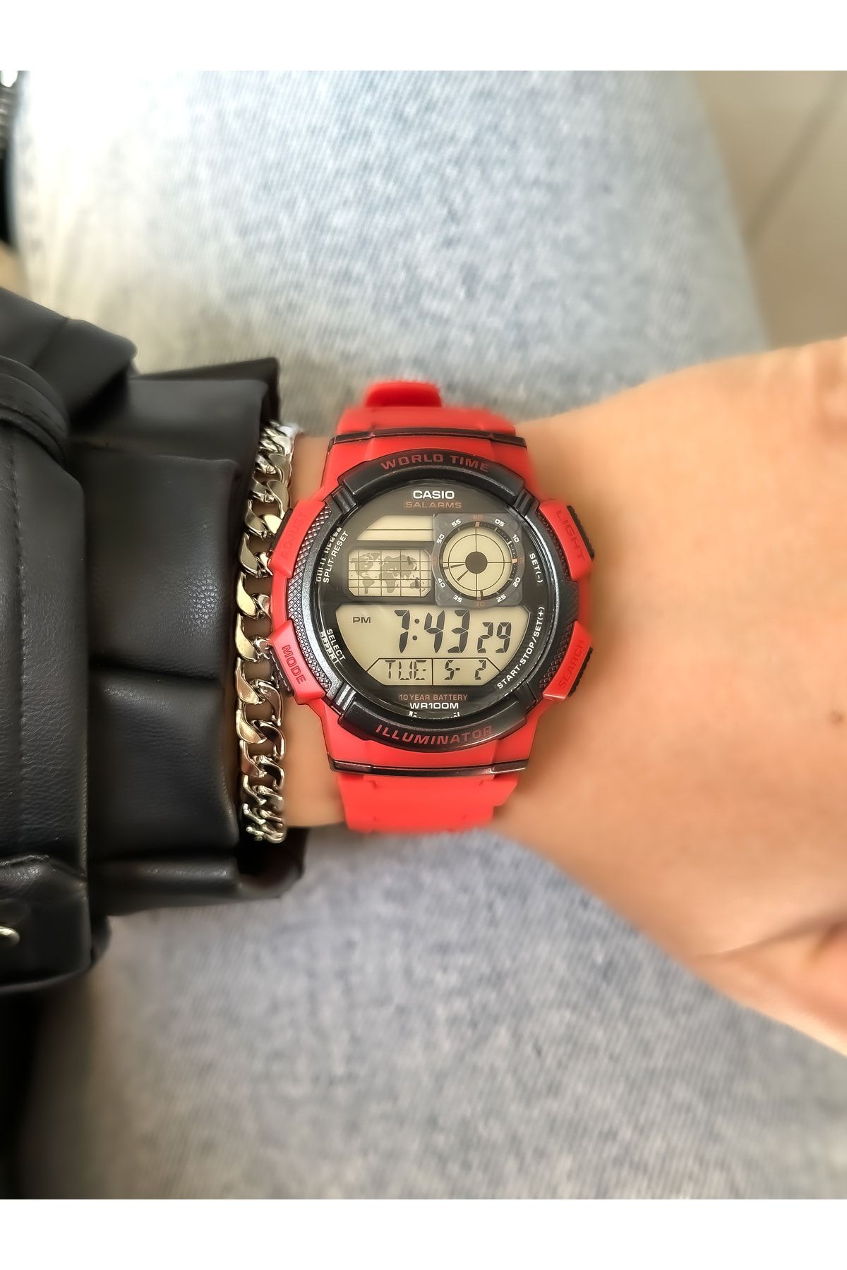 Casio Kronometre, Alarm, Takvimli Kırmızı Silikon Kordon Dijital Spor Kadın Kol Saati+bileklik