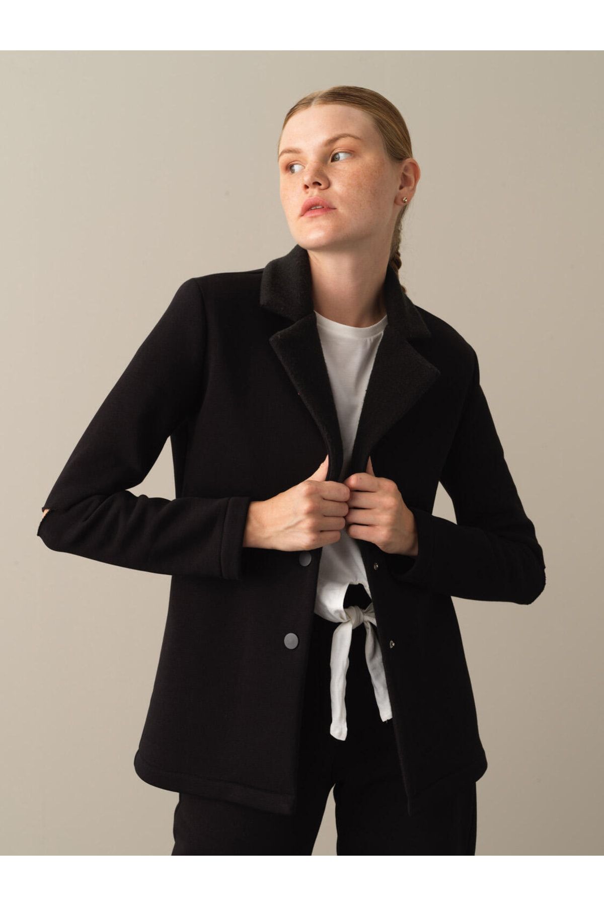 Xint Kadın Siyah Pamuklu Regular Fit Uzun Ceket