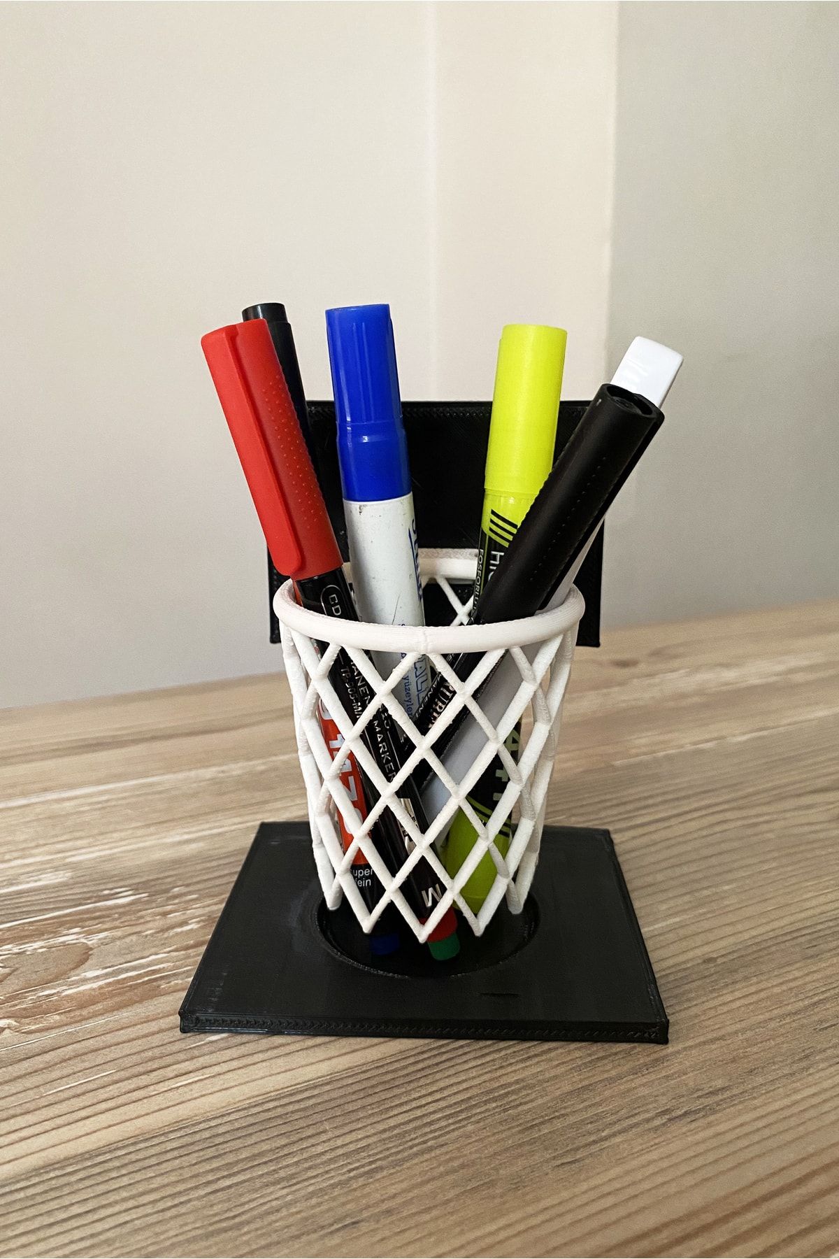 Emr Store Basketbol Pota Kalemlik - Siyah Beyaz Basketbol Potası Kalemlik Plastik Biyoplastik