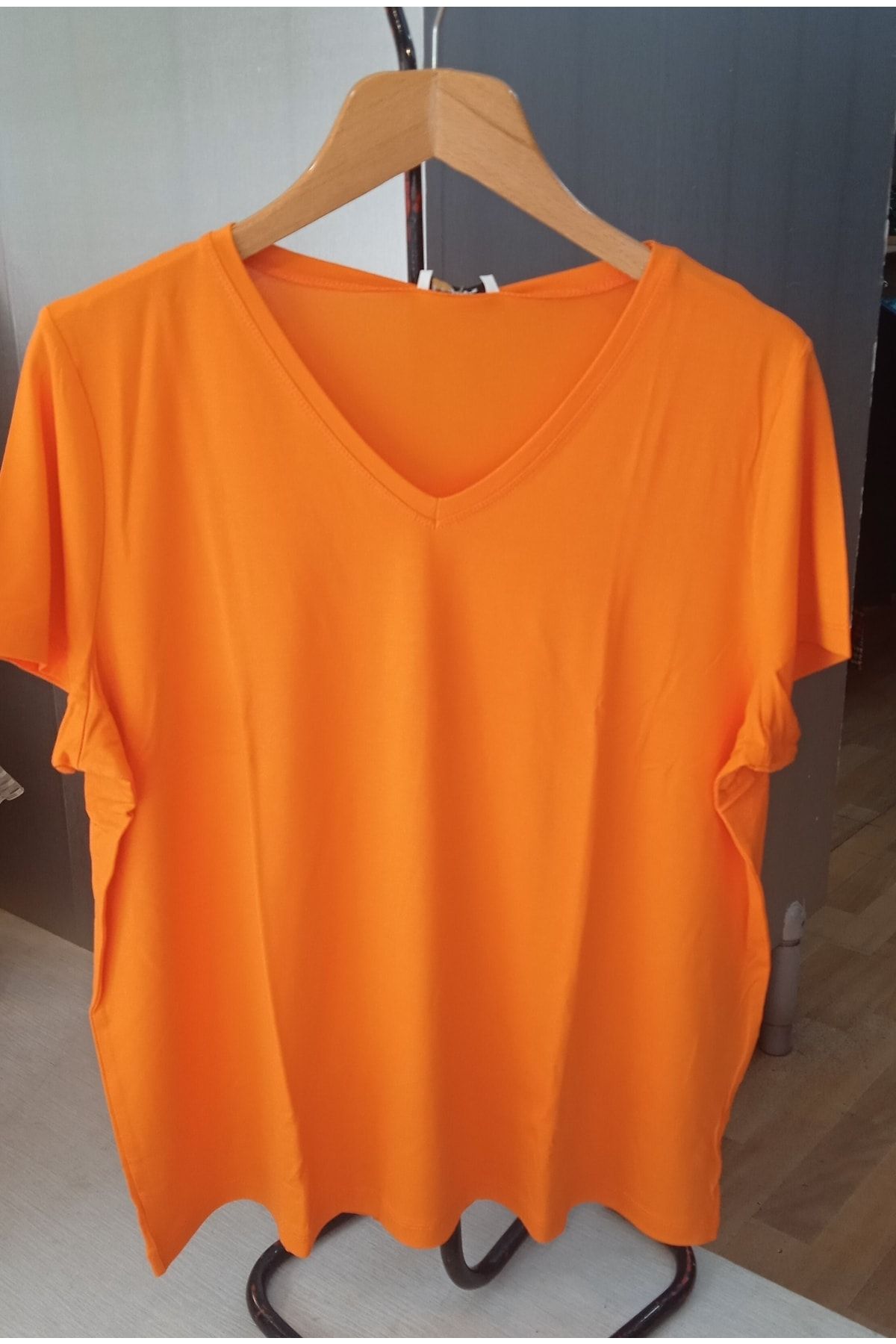 Whip Design Büyük Beden Basic V-yaka Oranj Renk Bluz
