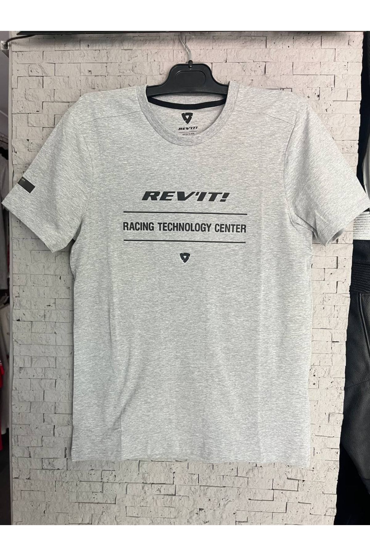 Revit T-shirt - Gri