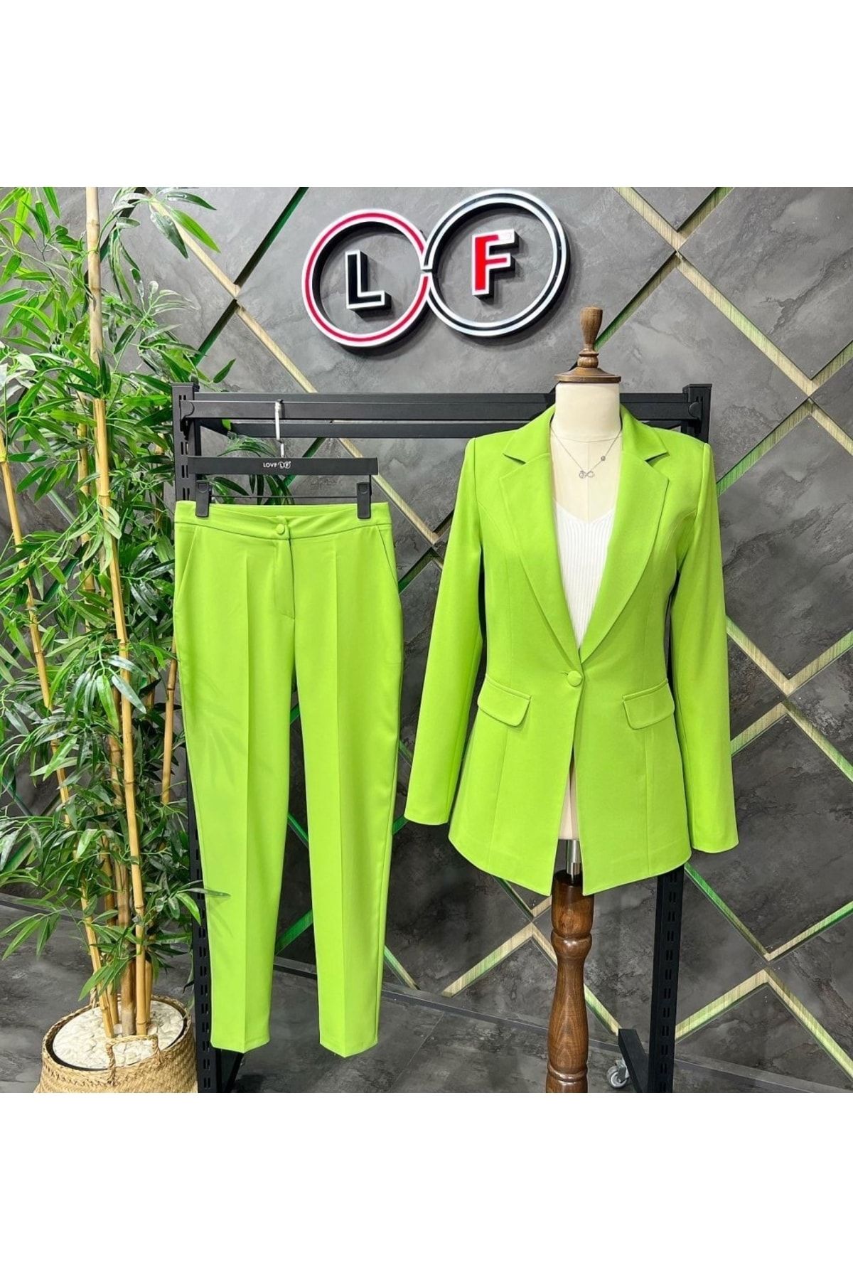 nodilife Düğmeli Atlas Takım Elbise Fıstık Yeşili