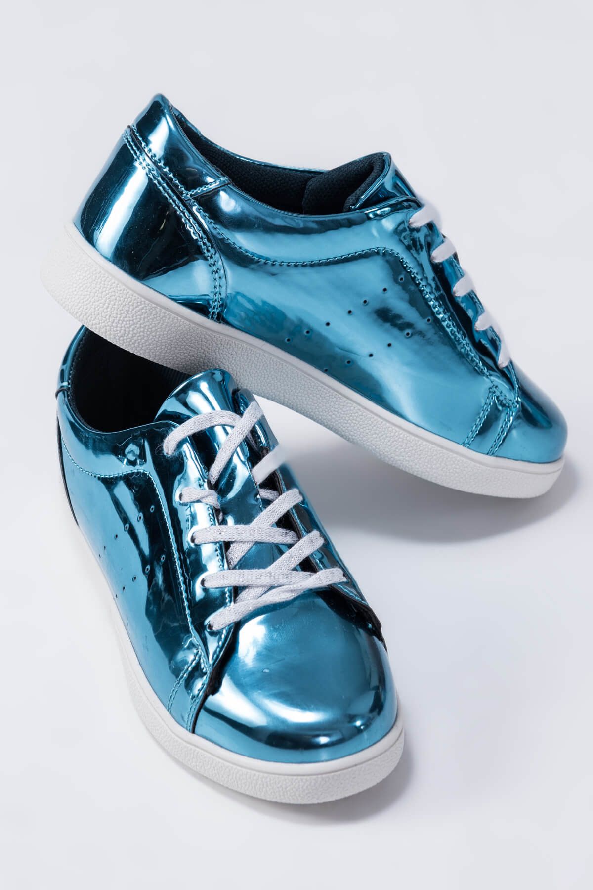 TRENDYOLKIDS Mavi Metalik Kız Çocuk Sneaker TSASS18KJ0007